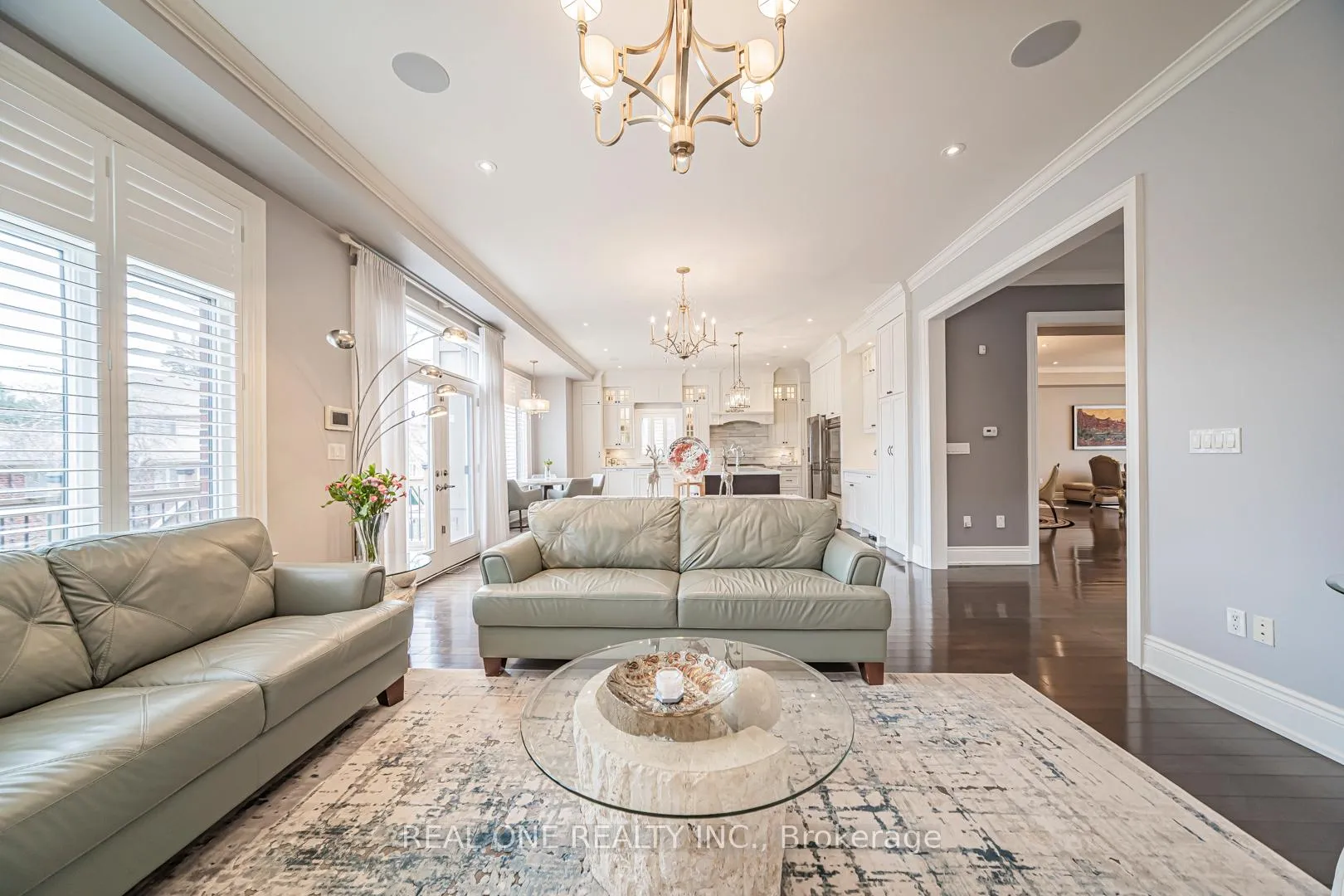 Photo 16 of 85 Dell Park Avenue, Toronto, Englemount-Lawrence — HOMEH