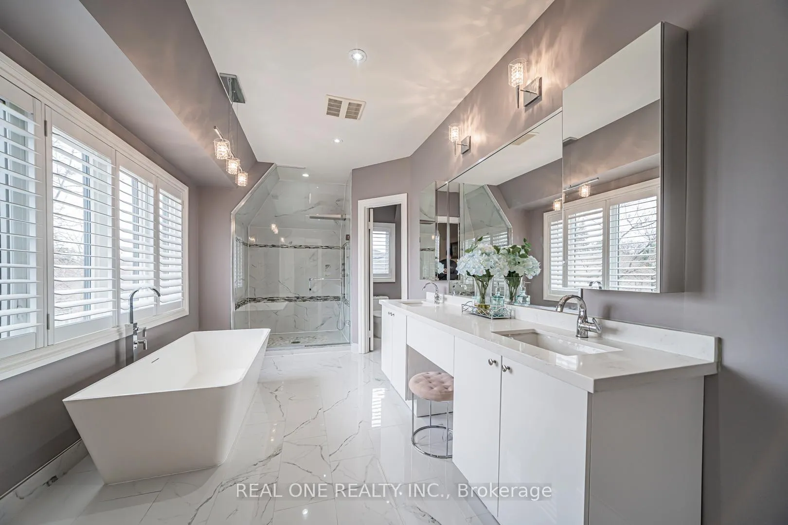 Photo 27 of 85 Dell Park Avenue, Toronto, Englemount-Lawrence — HOMEH