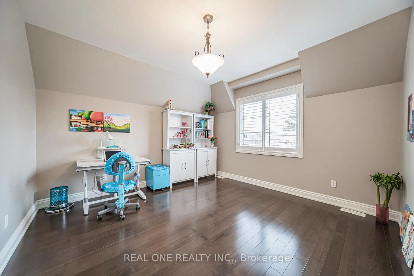 Photo 35 of 85 Dell Park Avenue, Toronto, Englemount-Lawrence — HOMEH