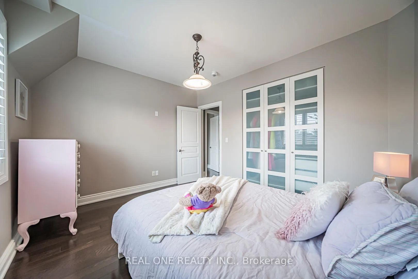 Photo 38 of 85 Dell Park Avenue, Toronto, Englemount-Lawrence — HOMEH