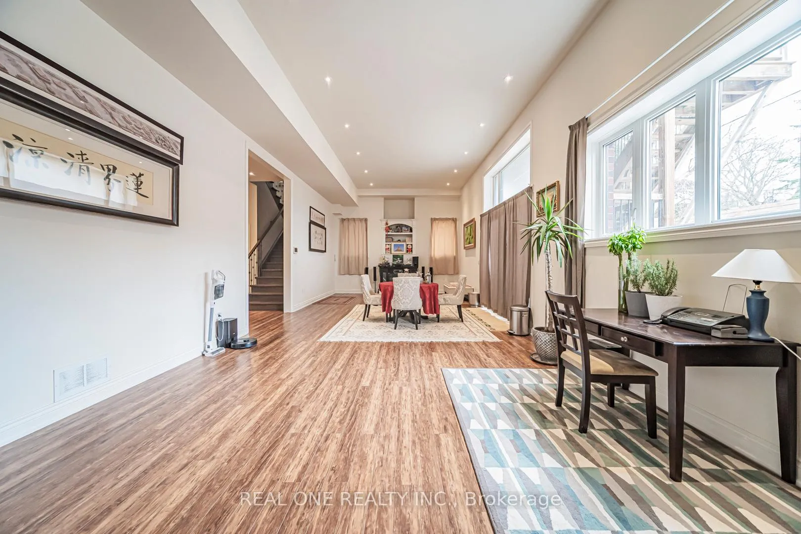Photo 44 of 85 Dell Park Avenue, Toronto, Englemount-Lawrence — HOMEH