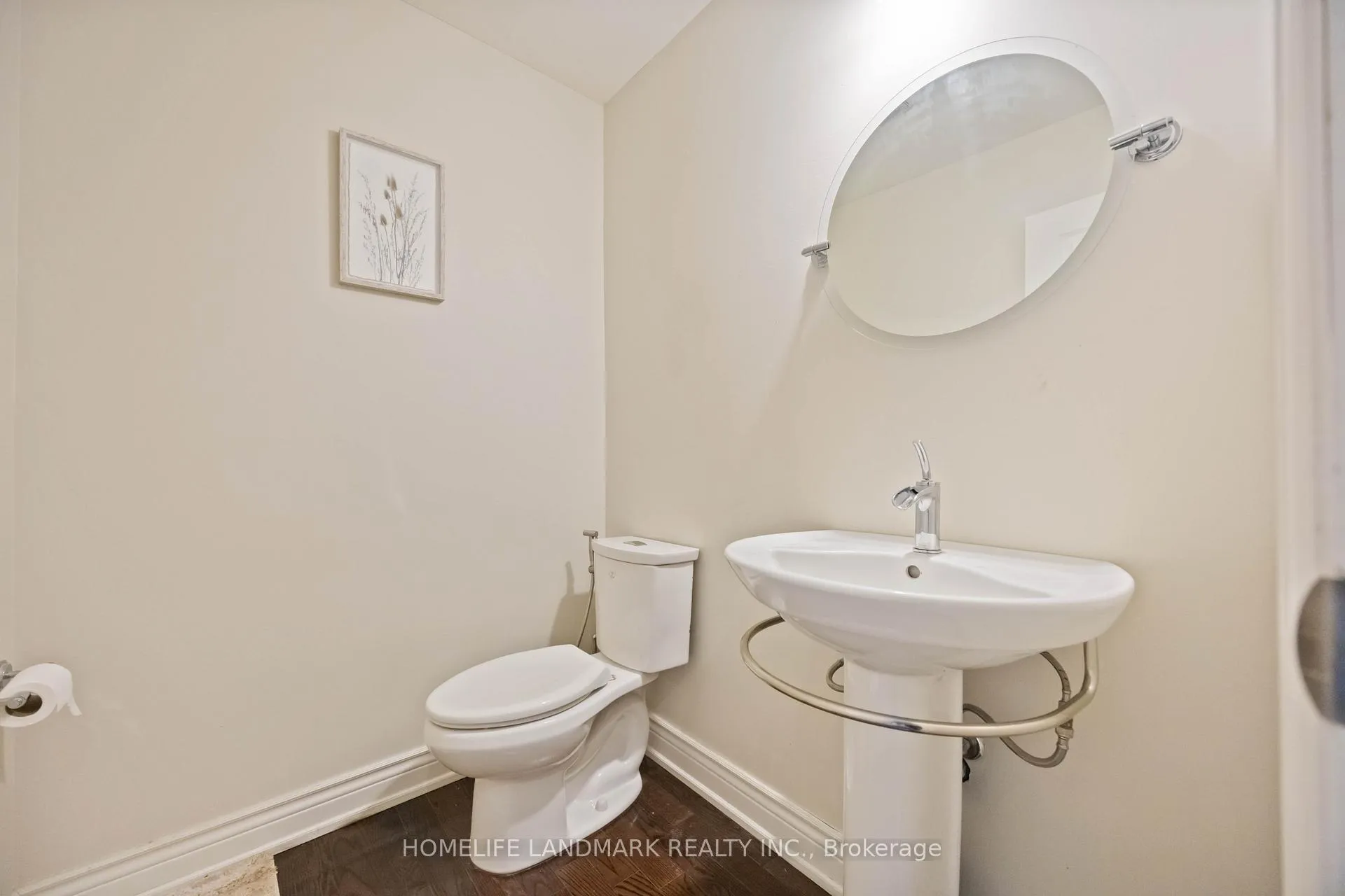 Photo 24 of 68 Linderwood Drive, Scarborough, Centennial Scarborough — HOMEH