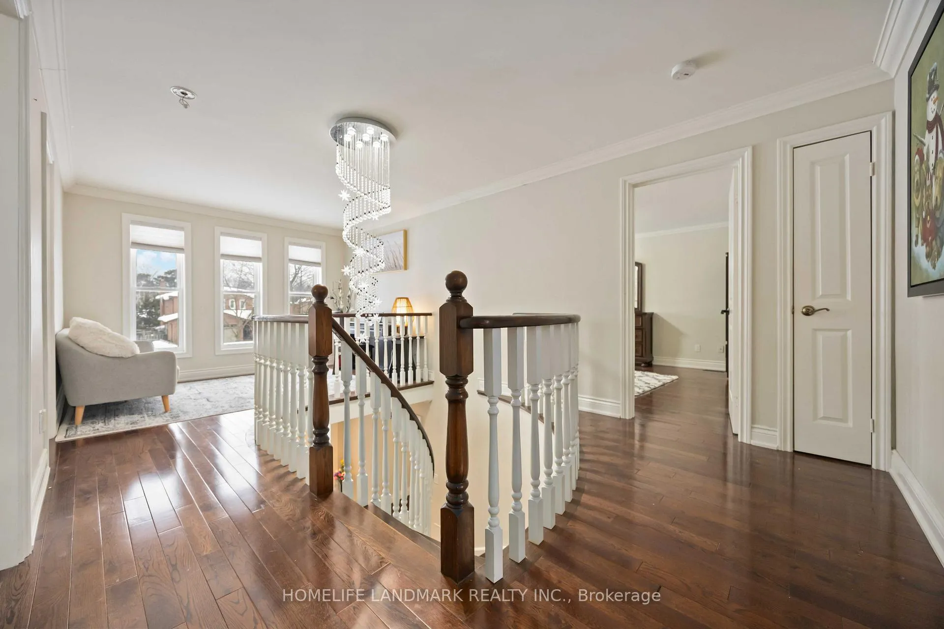 Photo 25 of 68 Linderwood Drive, Scarborough, Centennial Scarborough — HOMEH