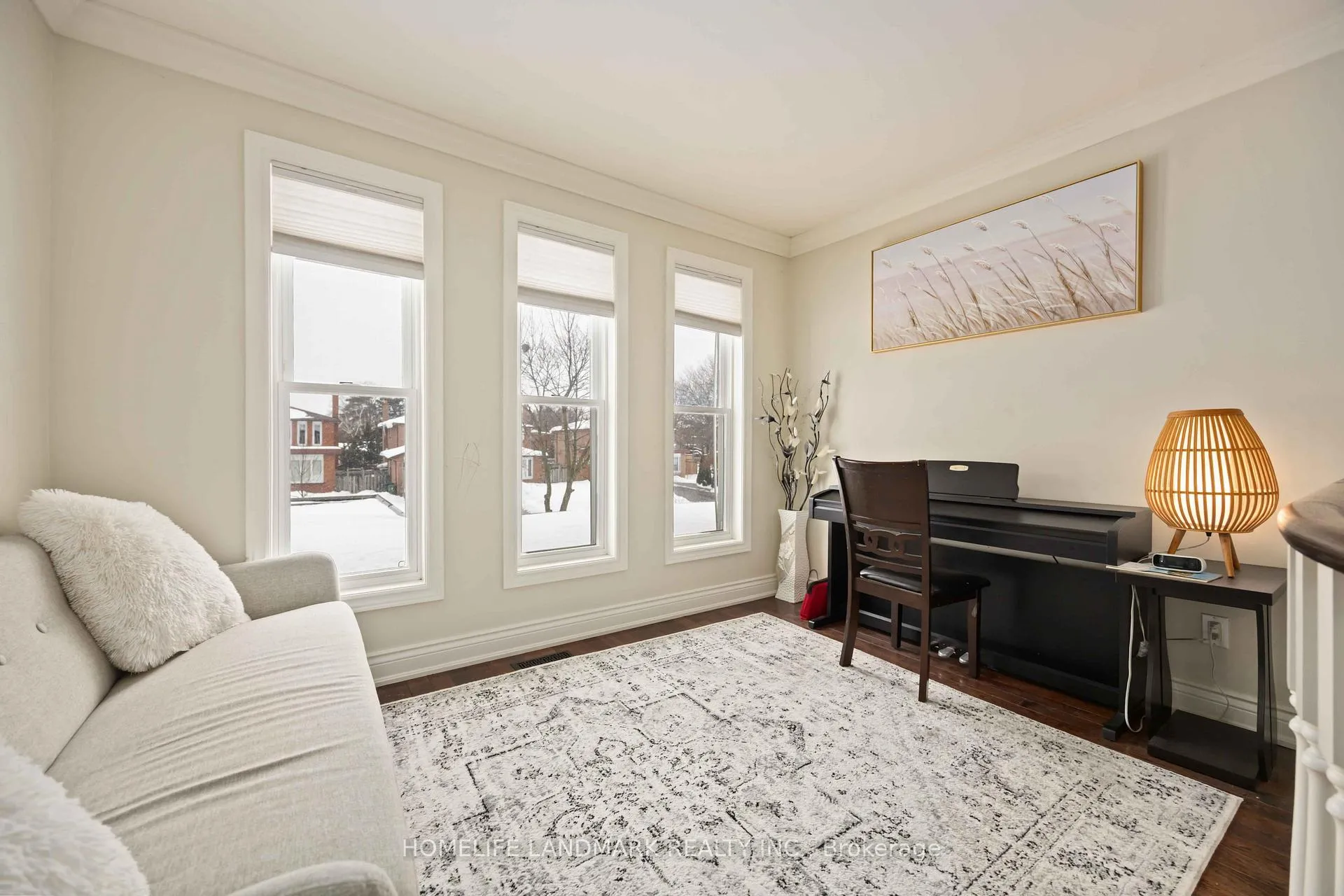 Photo 27 of 68 Linderwood Drive, Scarborough, Centennial Scarborough — HOMEH