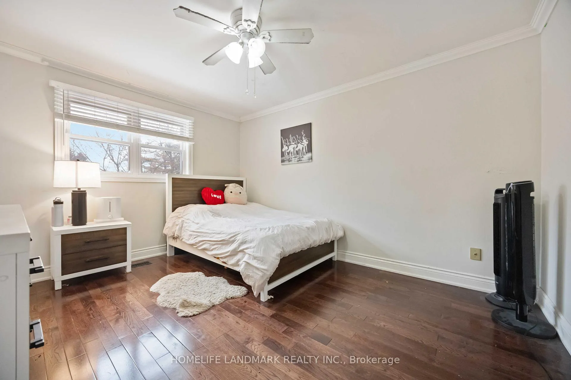 Photo 29 of 68 Linderwood Drive, Scarborough, Centennial Scarborough — HOMEH