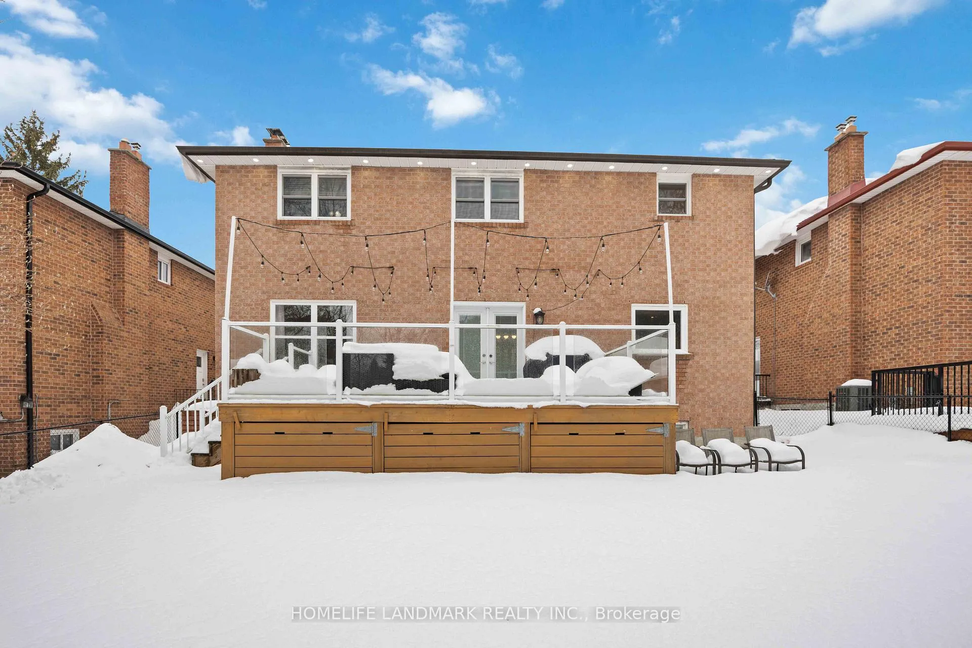 Photo 43 of 68 Linderwood Drive, Scarborough, Centennial Scarborough — HOMEH