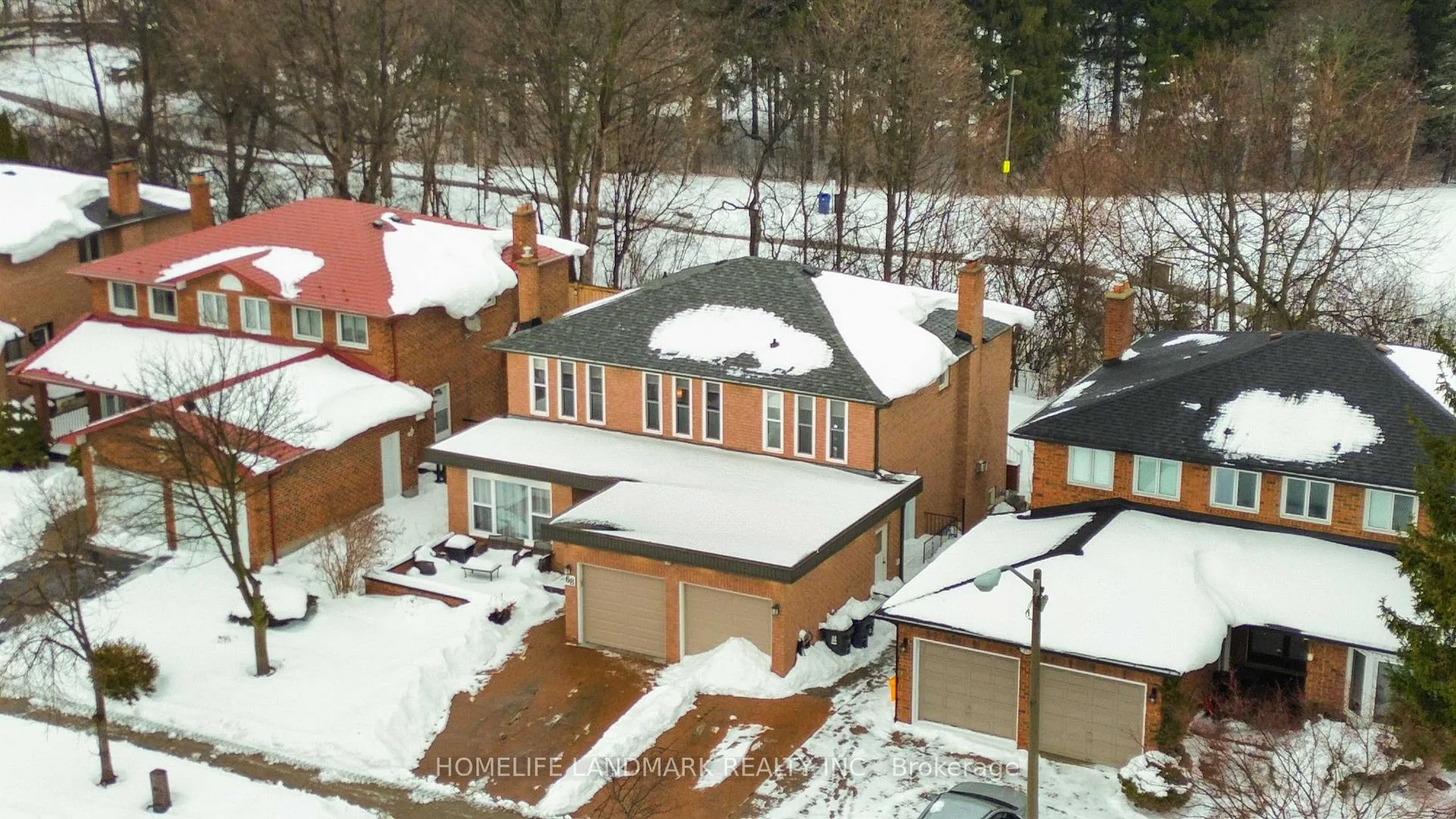 Photo 44 of 68 Linderwood Drive, Scarborough, Centennial Scarborough — HOMEH