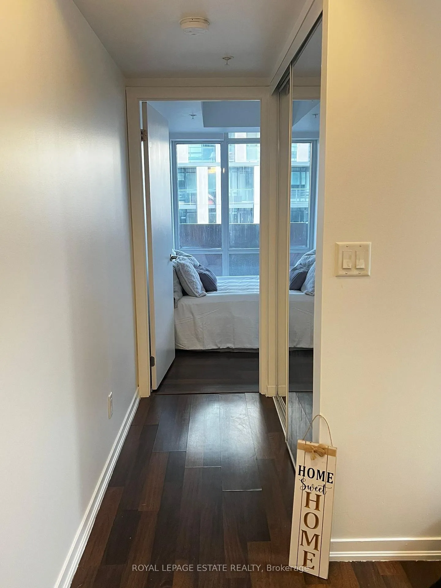 Photo 5 of Unit 612, 20 Joe Shuster Way, Toronto, South Parkdale — HOMEH