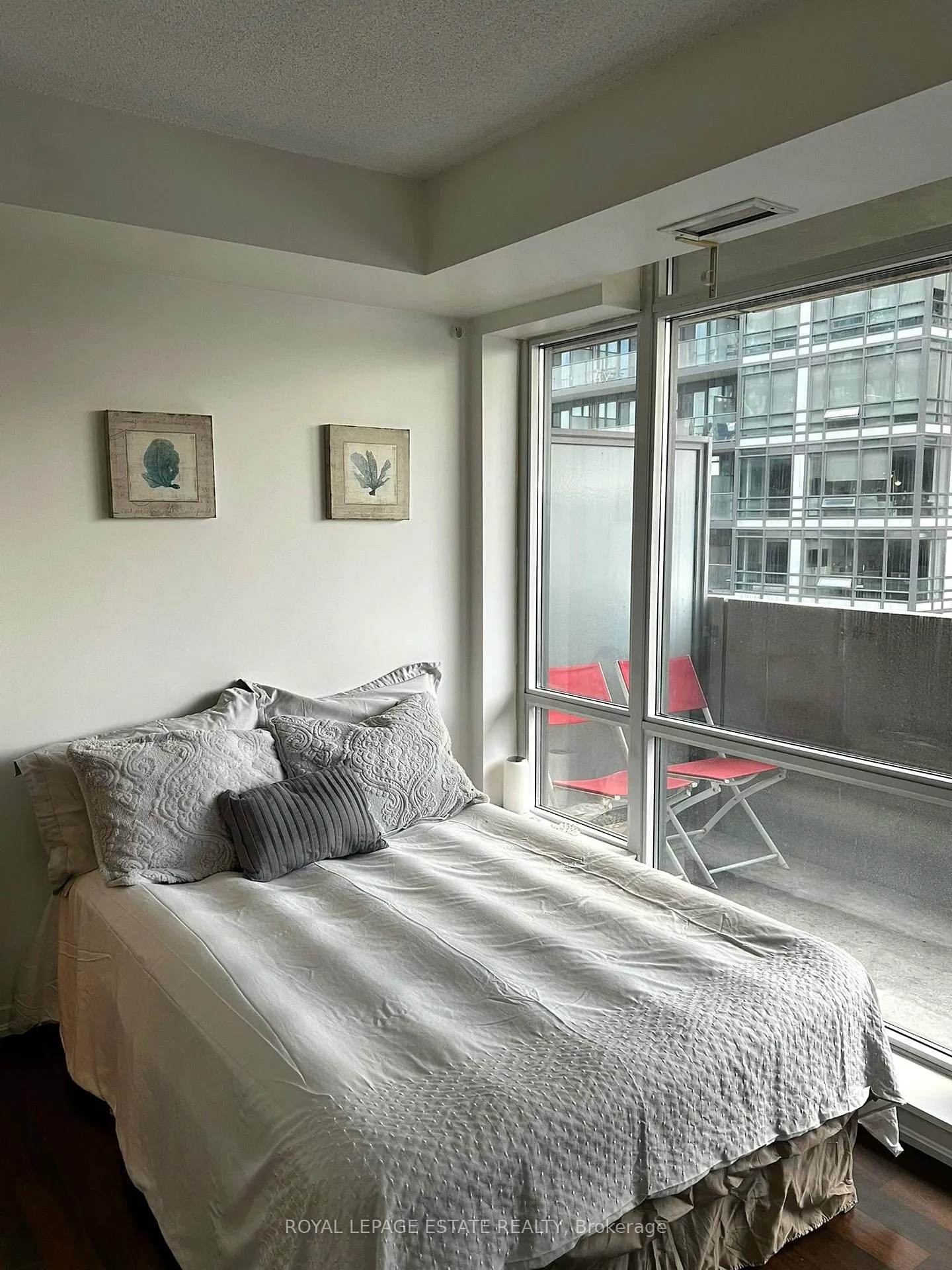 Photo 7 of Unit 612, 20 Joe Shuster Way, Toronto, South Parkdale — HOMEH
