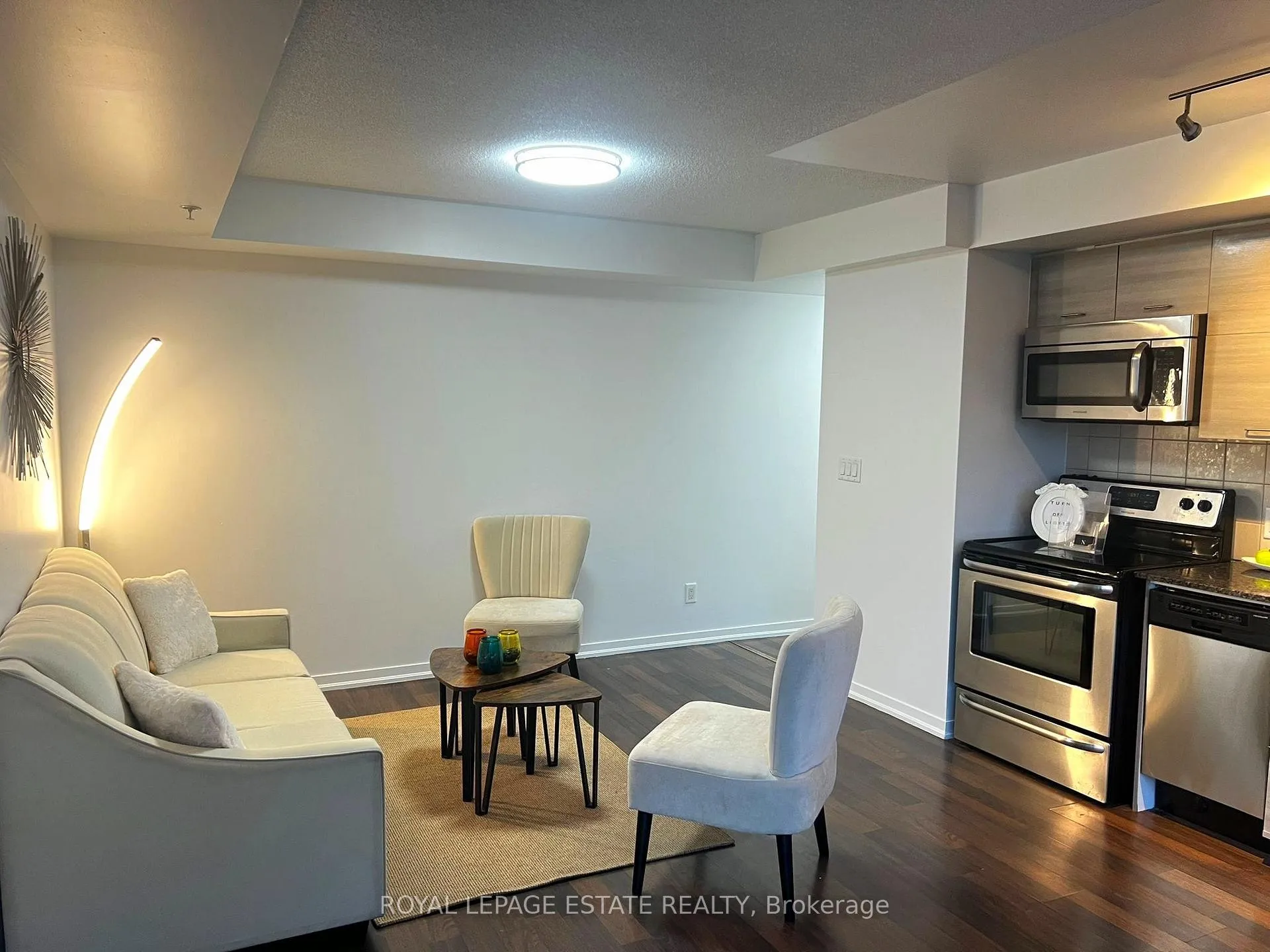 Photo 15 of Unit 612, 20 Joe Shuster Way, Toronto, South Parkdale — HOMEH