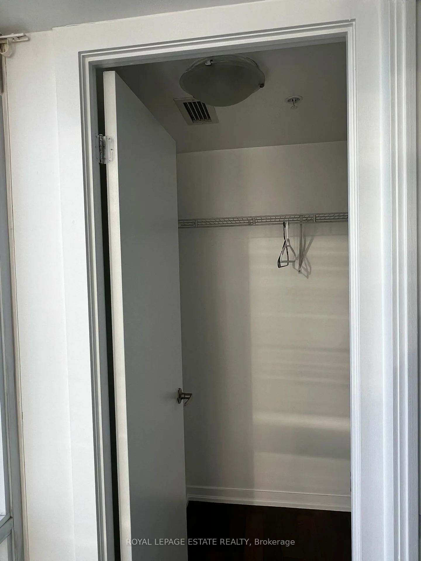 Photo 25 of Unit 612, 20 Joe Shuster Way, Toronto, South Parkdale — HOMEH