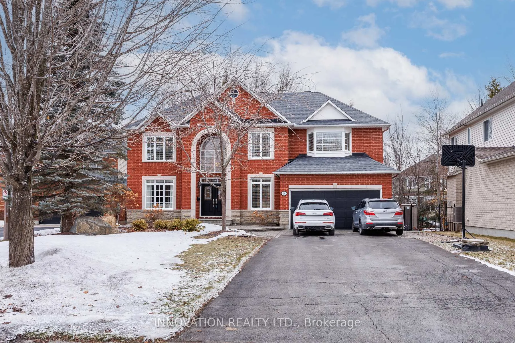 Photo 2 of 16 Charlesworth Court, Ottawa, Kanata - Kanata Lakes/Heritage Hills — HOMEH