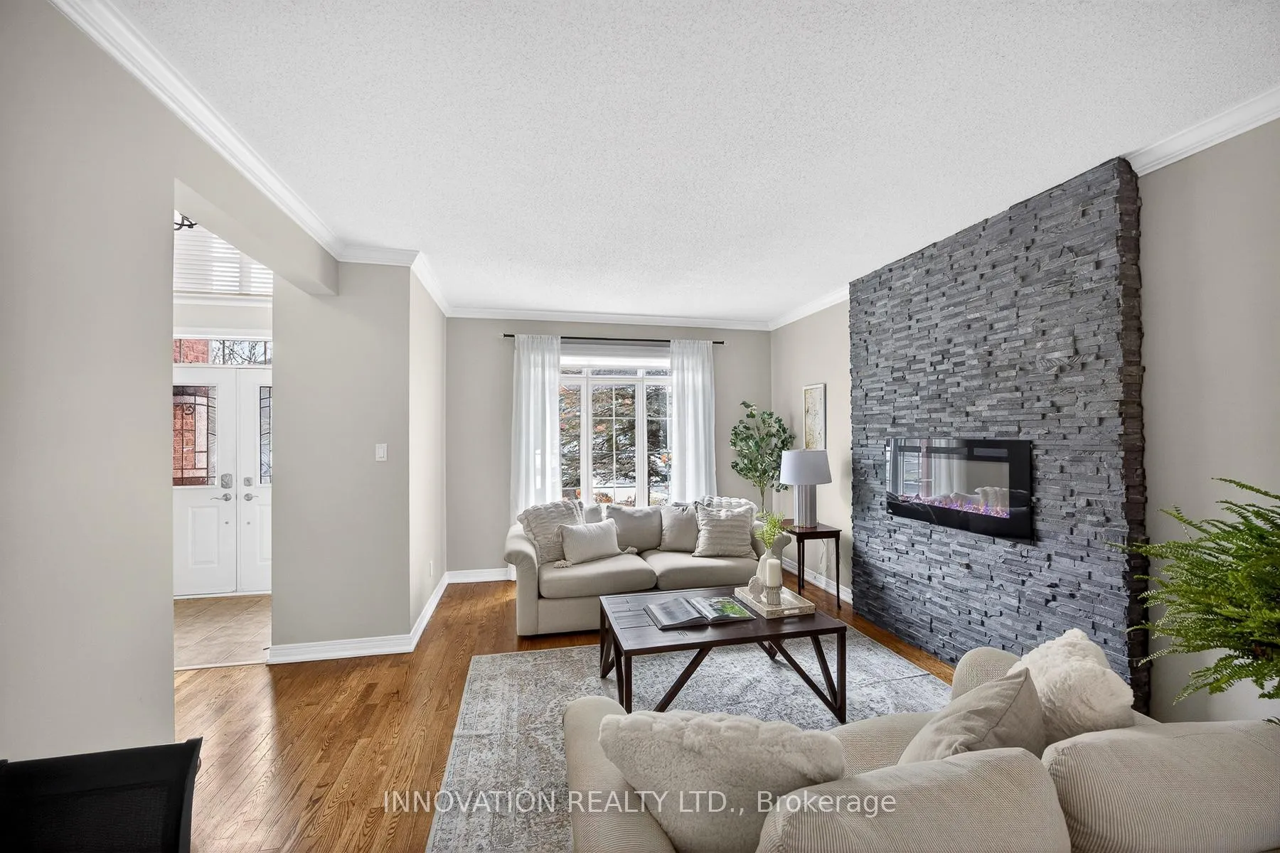 Photo 9 of 16 Charlesworth Court, Ottawa, Kanata - Kanata Lakes/Heritage Hills — HOMEH