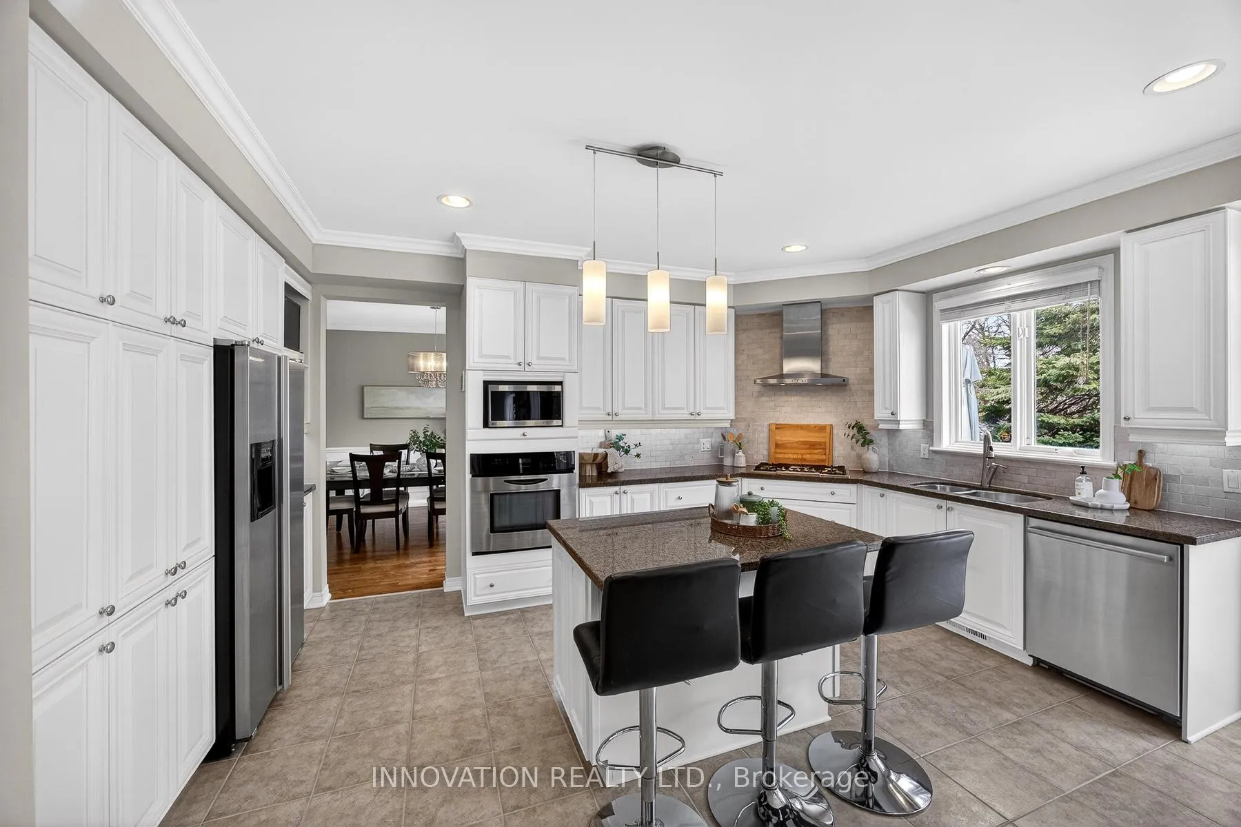 Photo 12 of 16 Charlesworth Court, Ottawa, Kanata - Kanata Lakes/Heritage Hills — HOMEH