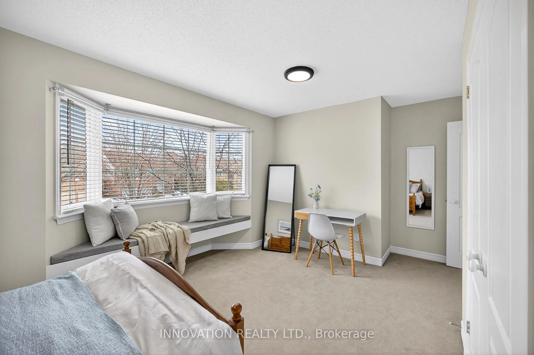 Photo 34 of 16 Charlesworth Court, Ottawa, Kanata - Kanata Lakes/Heritage Hills — HOMEH
