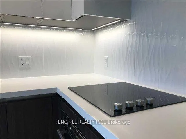 Photo 13 of Unit 707, 25 water walk Drive, Markham, Unionville — HOMEH