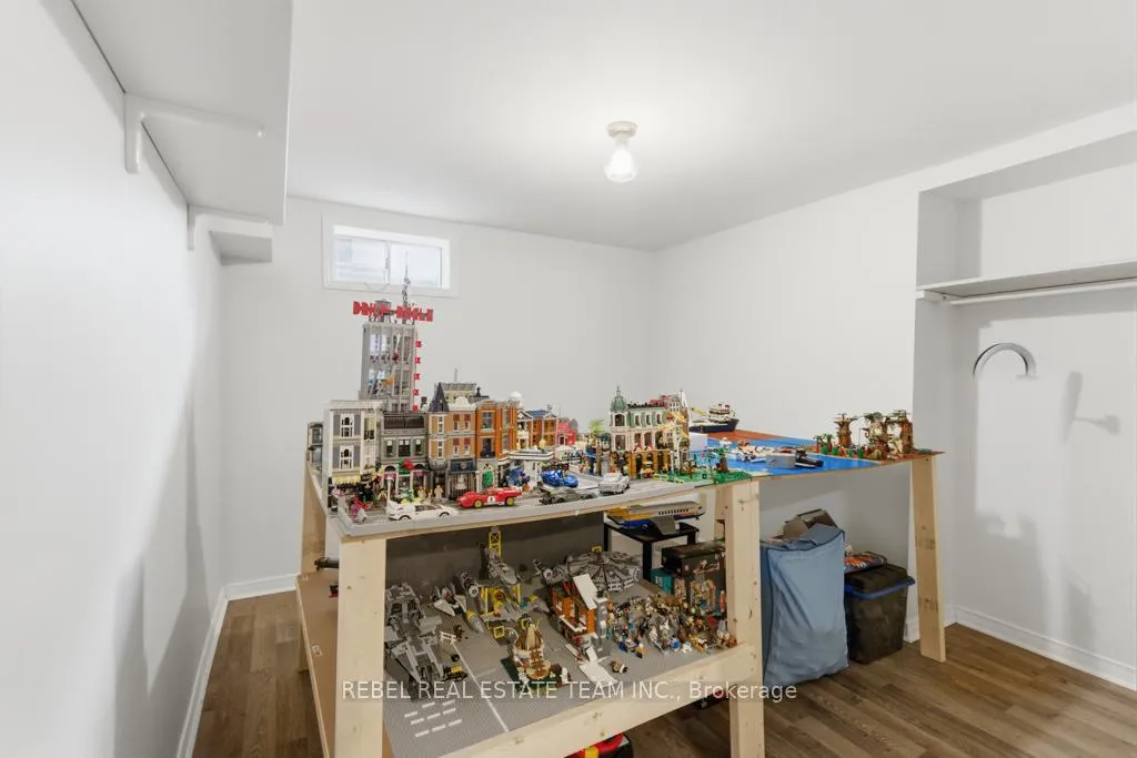 Photo 34 of 62 Ennisclare Place, Whitby, Pringle Creek — HOMEH