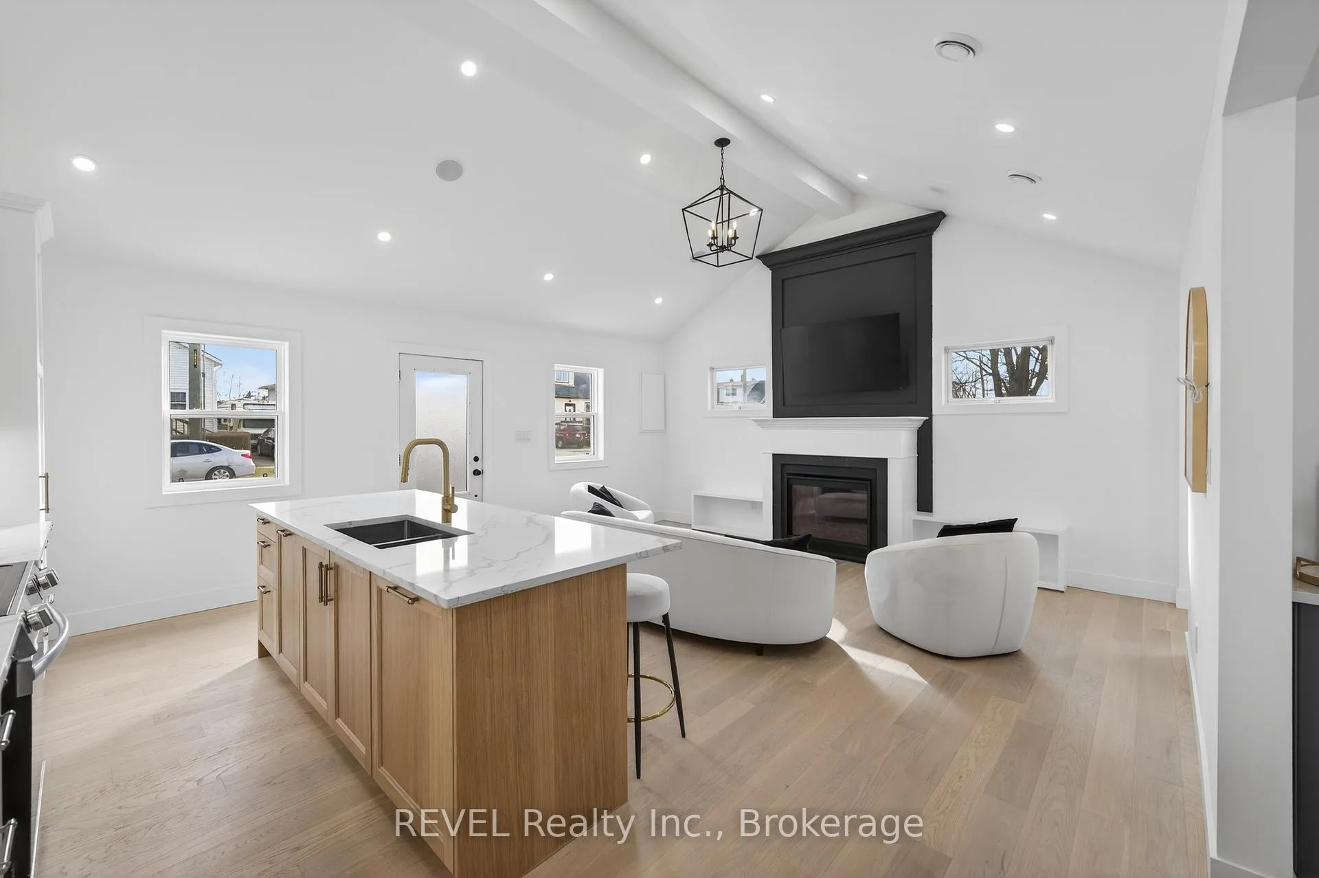 Photo 14 of 12 Bailey Street, St. Catharines, Western Hill — HOMEH