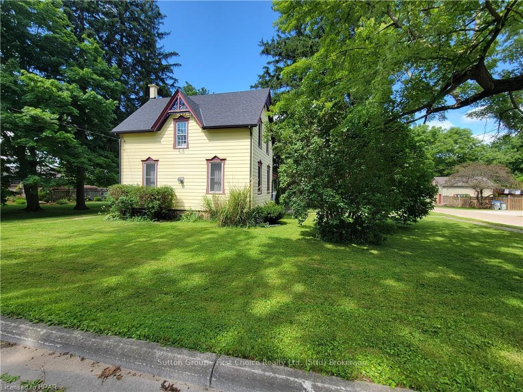 Photo 5 of 53 Wilson Street, Huron East, Seaforth — HOMEH