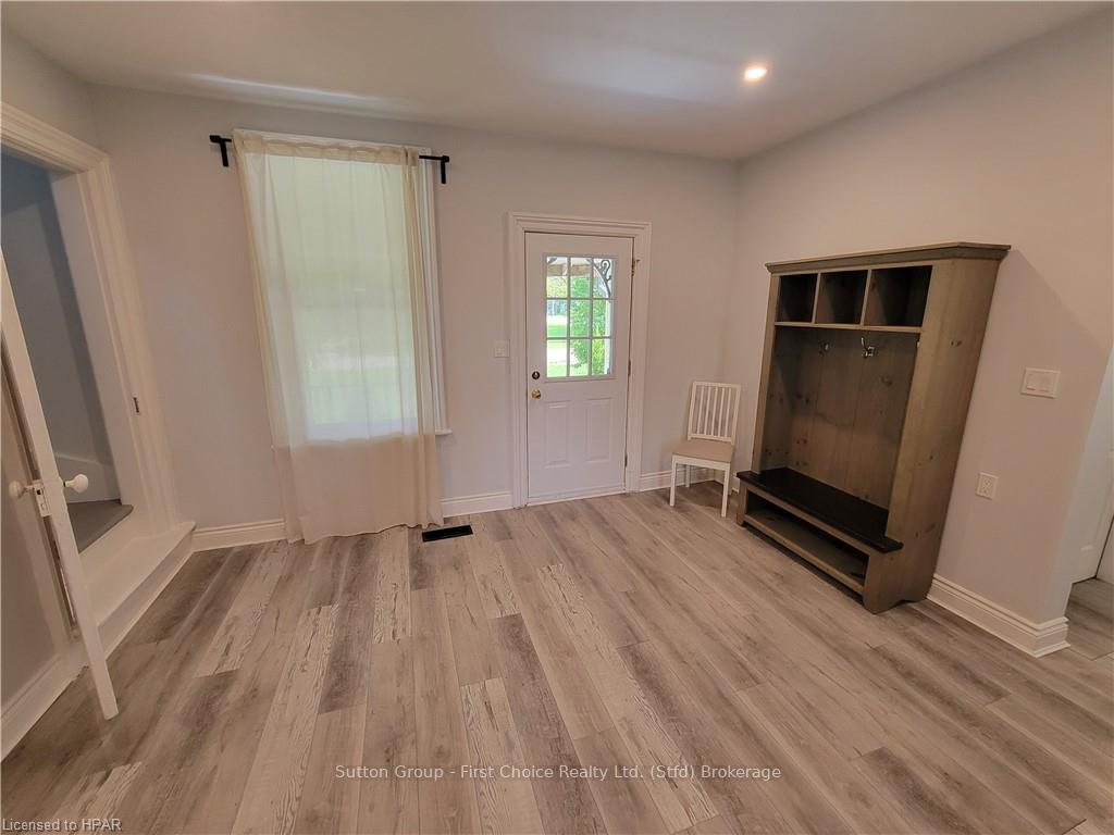 Photo 8 of 53 Wilson Street, Huron East, Seaforth — HOMEH