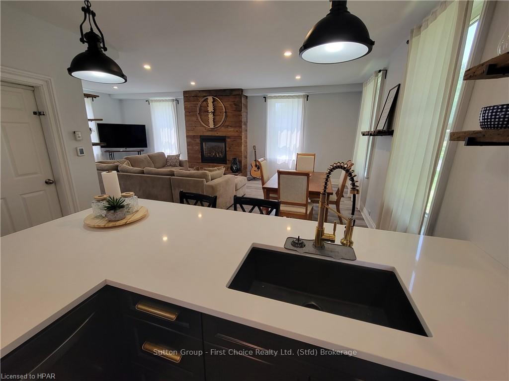 Photo 17 of 53 Wilson Street, Huron East, Seaforth — HOMEH