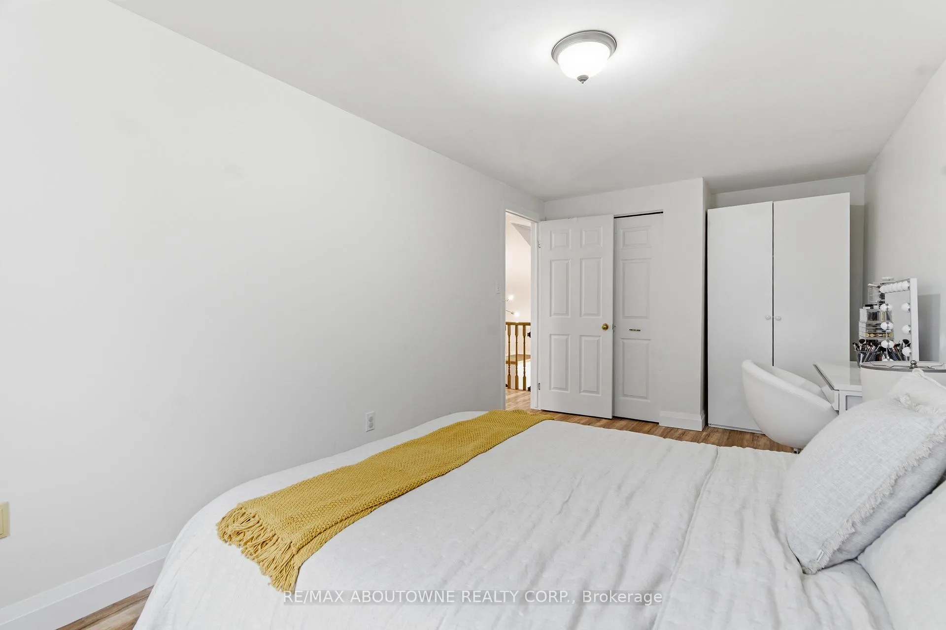 Photo 20 of 42 Celia Crescent, Guelph, Dovercliffe Park/Old University — HOMEH
