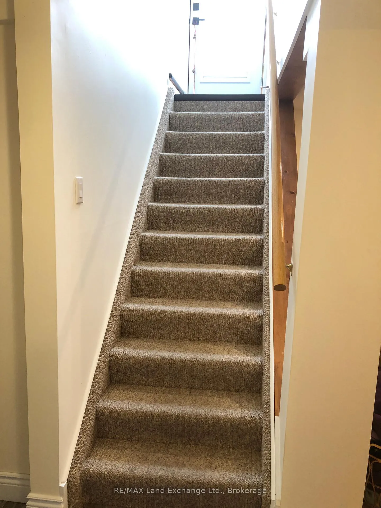Photo 9 of 682 Kennard Crescent, Kincardine — HOMEH