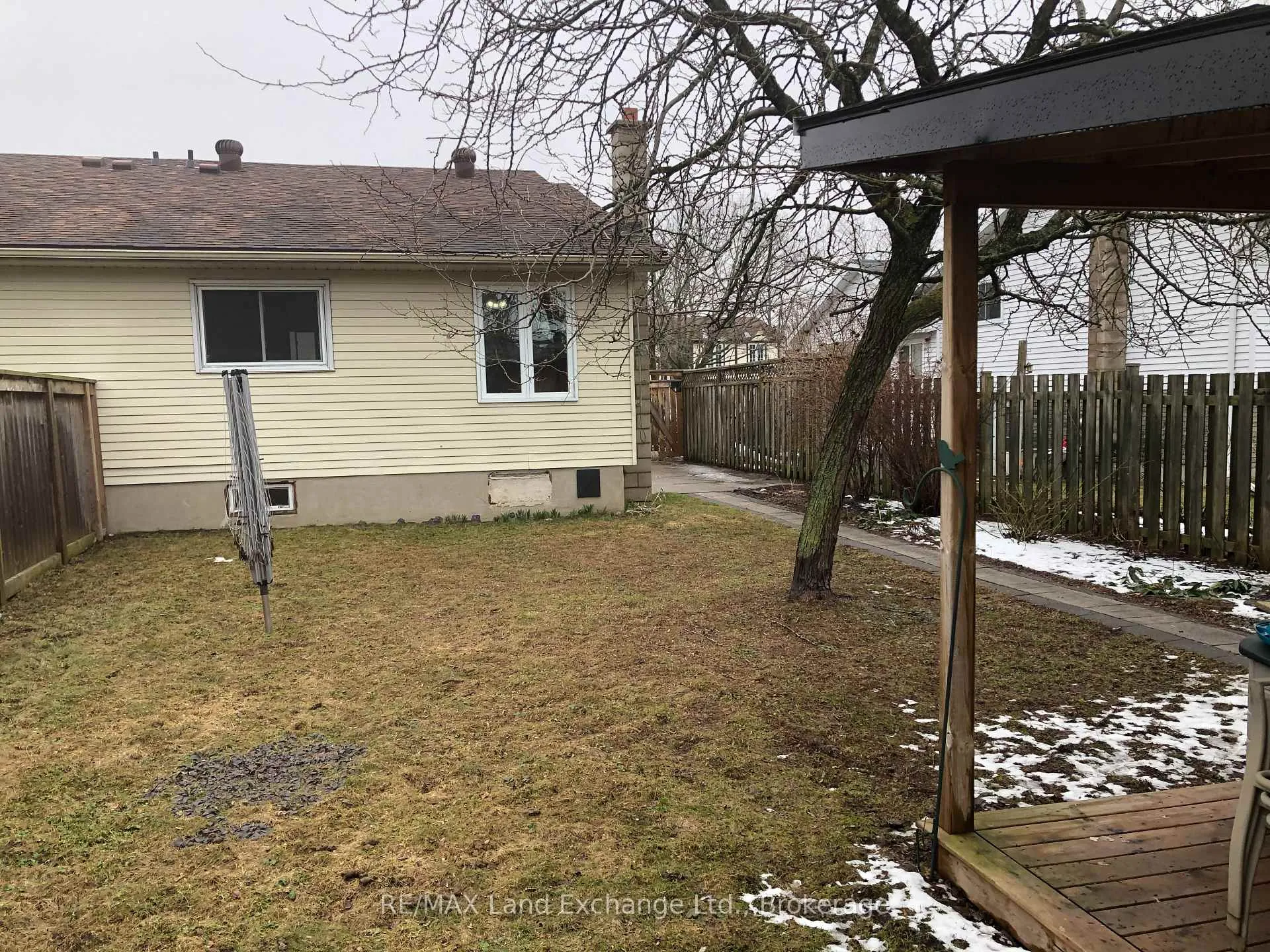 Photo 18 of 682 Kennard Crescent, Kincardine — HOMEH