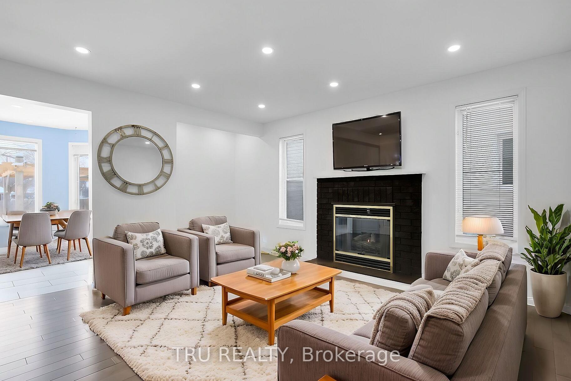Photo 6 of 1965 Jasper Avenue, Ottawa, Ellwood — HOMEH