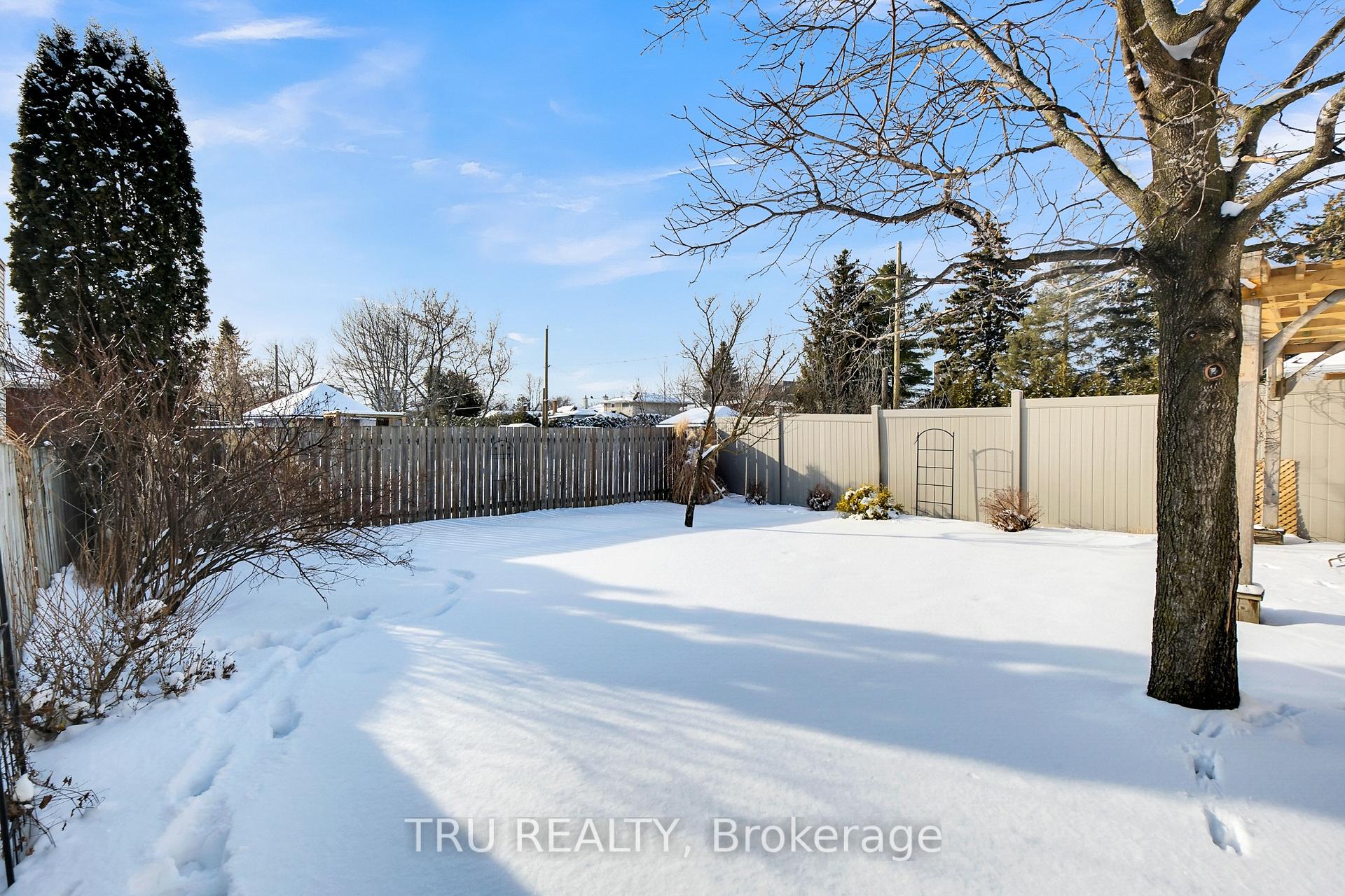 Photo 35 of 1965 Jasper Avenue, Ottawa, Ellwood — HOMEH