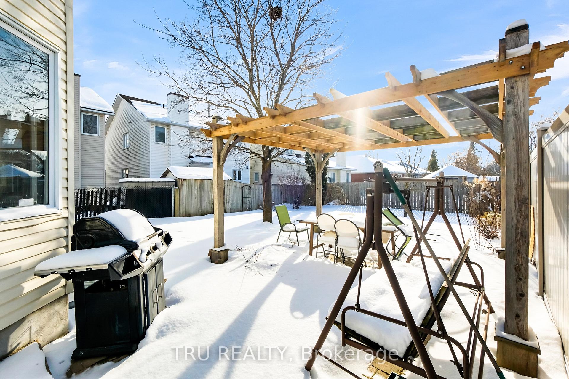 Photo 40 of 1965 Jasper Avenue, Ottawa, Ellwood — HOMEH