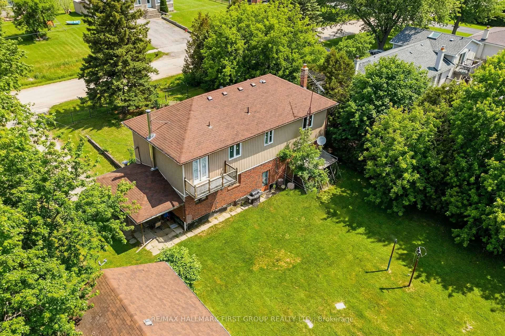 Photo 2 of 239 Davidson Street, Pickering, Rural Pickering — HOMEH