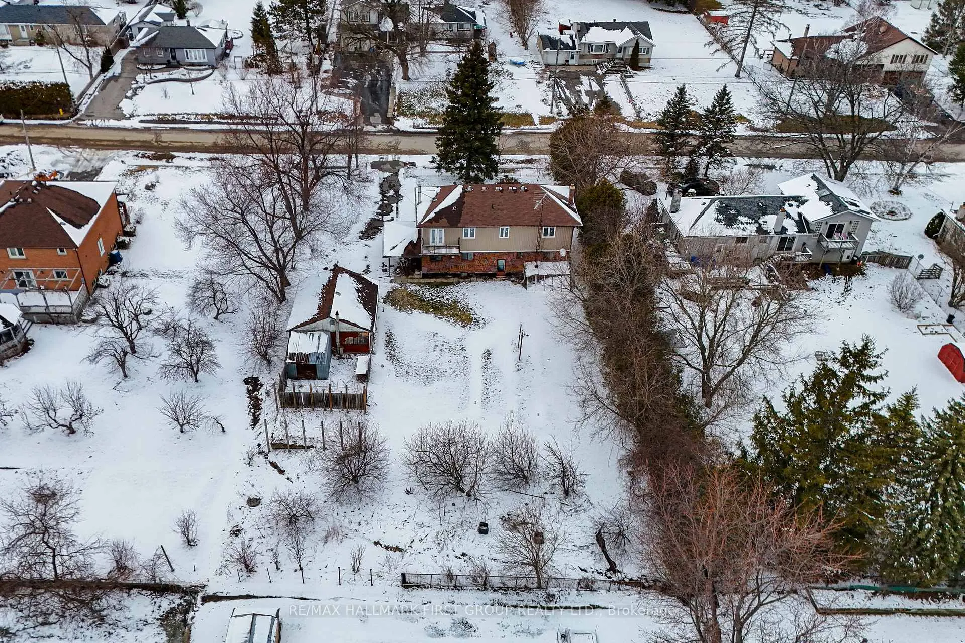 Photo 12 of 239 Davidson Street, Pickering, Rural Pickering — HOMEH