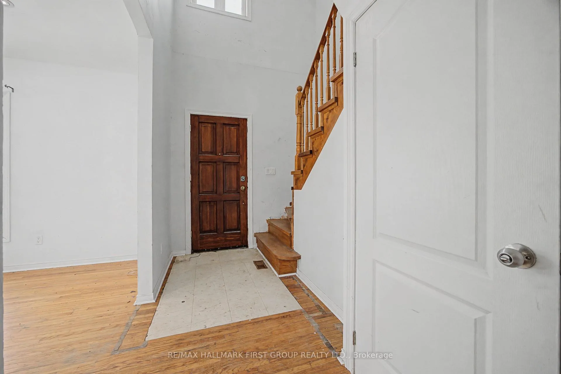 Photo 18 of 239 Davidson Street, Pickering, Rural Pickering — HOMEH