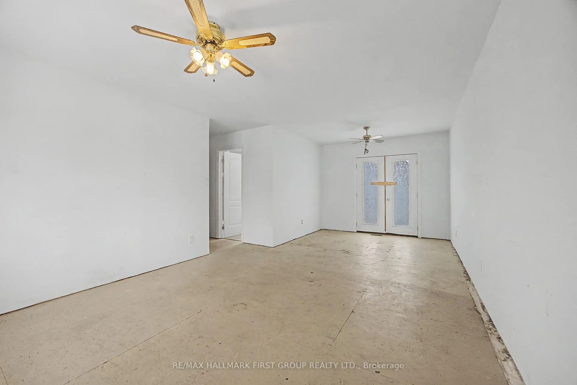 Photo 35 of 239 Davidson Street, Pickering, Rural Pickering — HOMEH