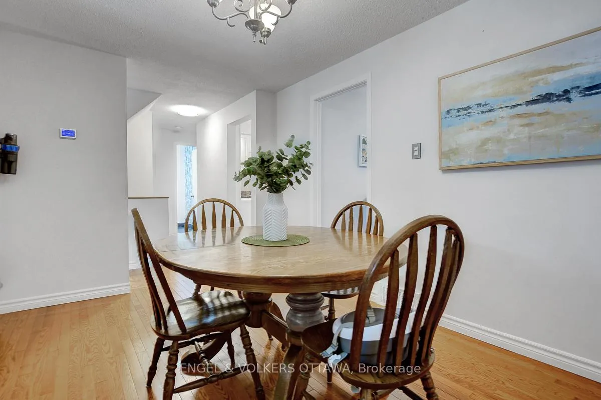 Photo 11 of 206 Sherway Drive, Ottawa, Barrhaven - Pheasant Run — HOMEH
