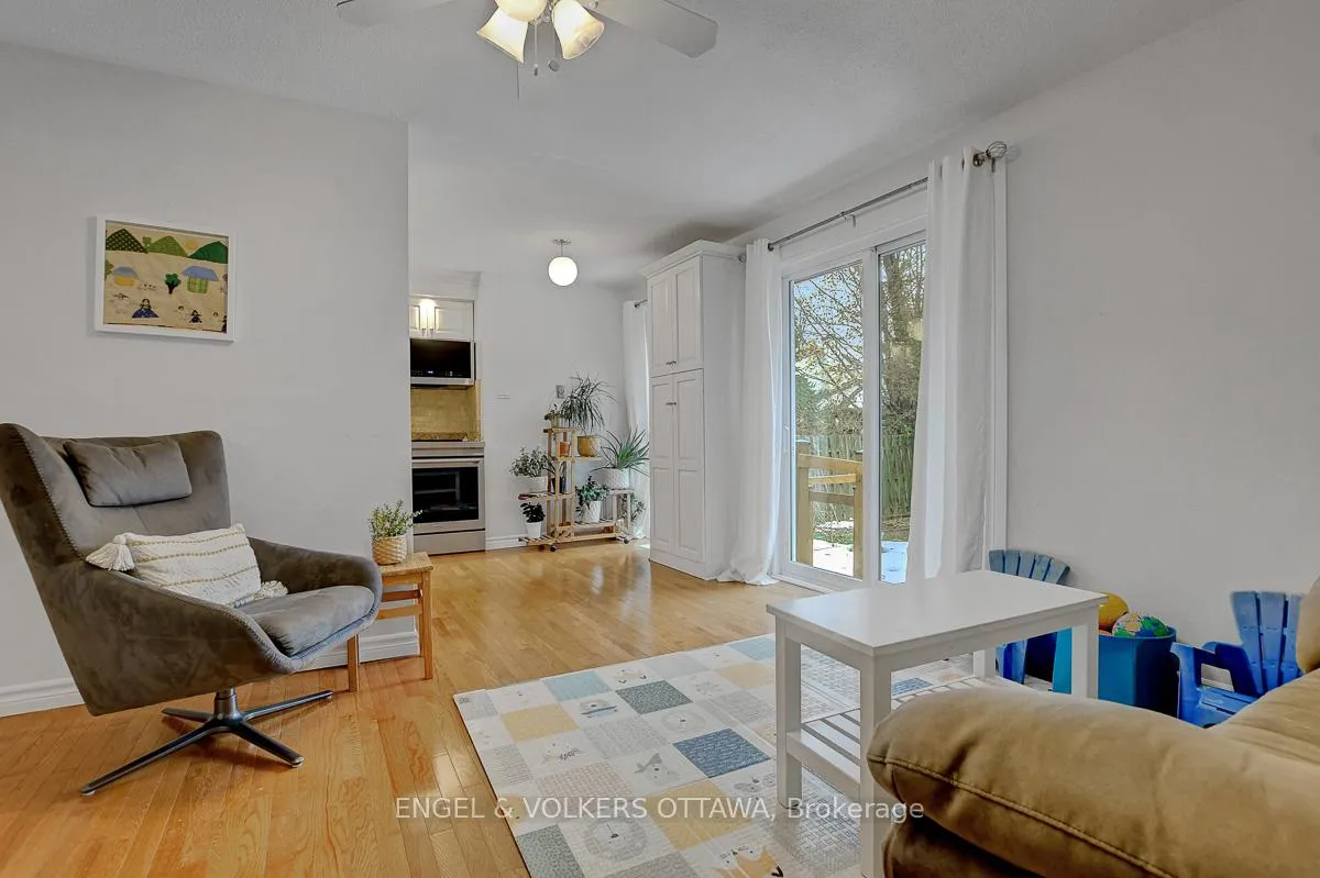 Photo 13 of 206 Sherway Drive, Ottawa, Barrhaven - Pheasant Run — HOMEH