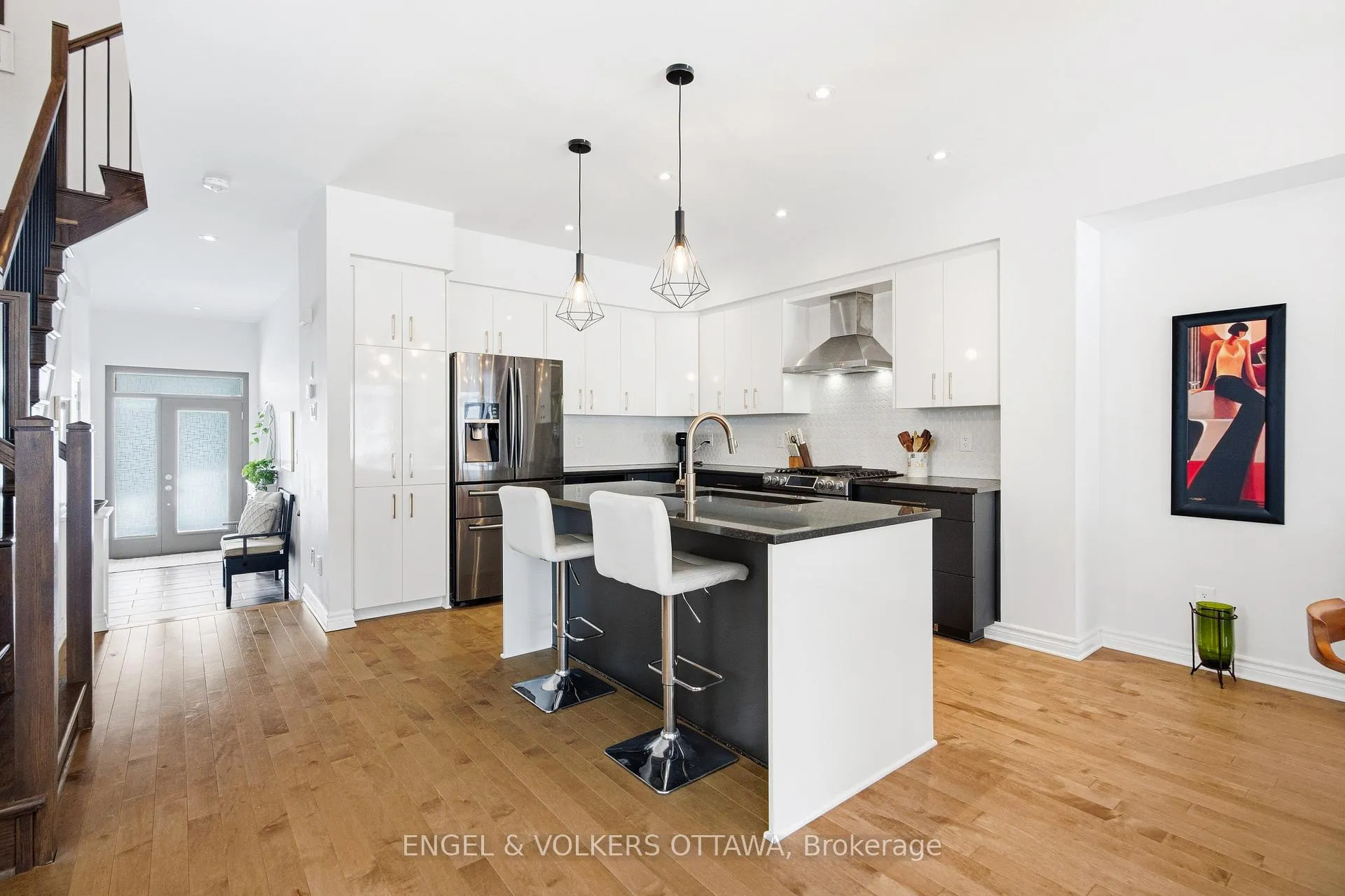 Photo 8 of 719 Twist Way, Ottawa, Kanata - Emerald Meadows/Trailwest — HOMEH
