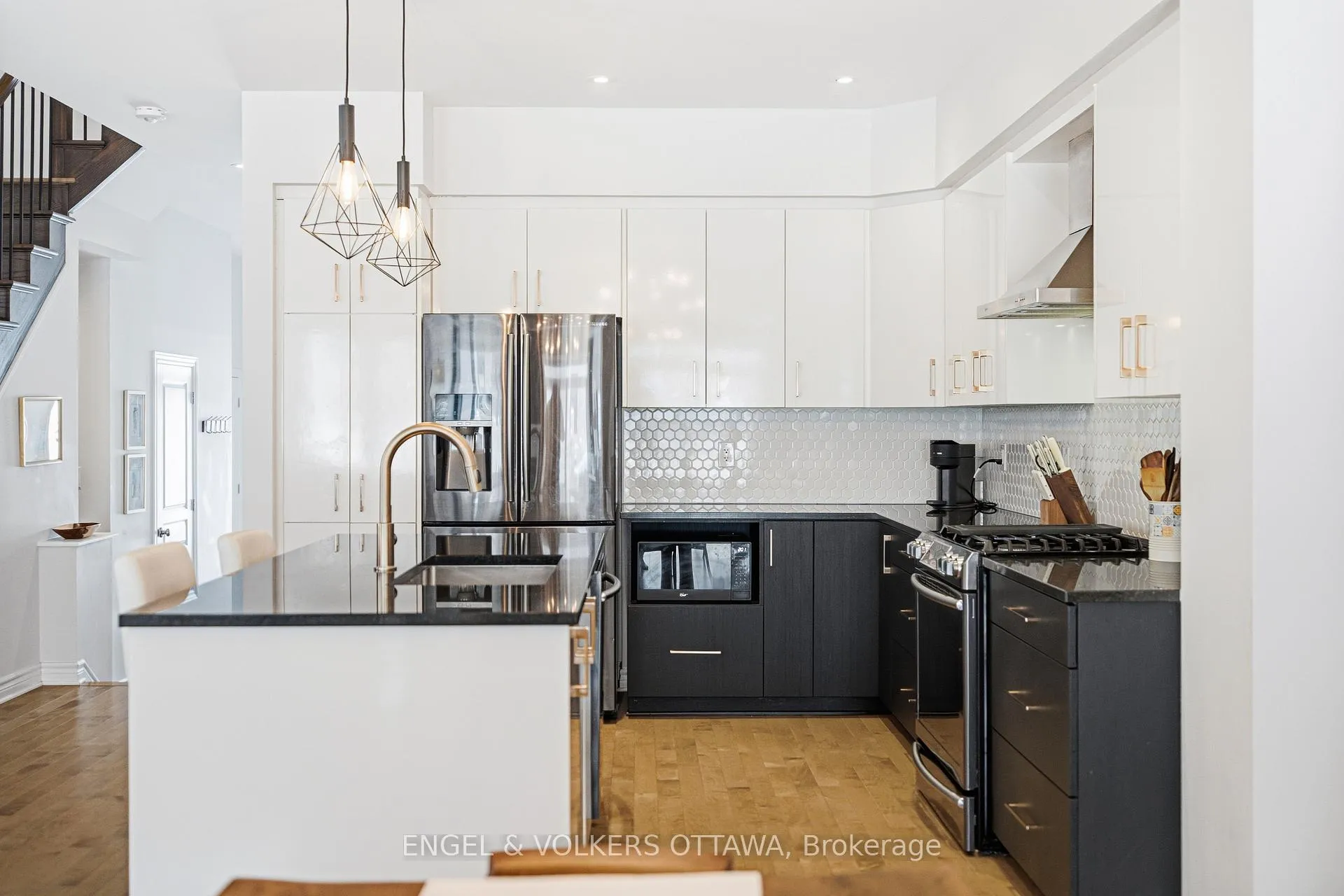 Photo 9 of 719 Twist Way, Ottawa, Kanata - Emerald Meadows/Trailwest — HOMEH