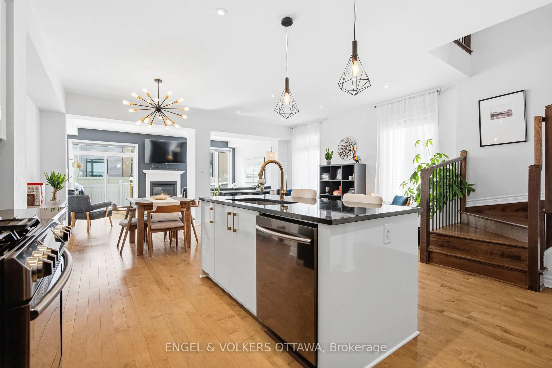 Photo 11 of 719 Twist Way, Ottawa, Kanata - Emerald Meadows/Trailwest — HOMEH