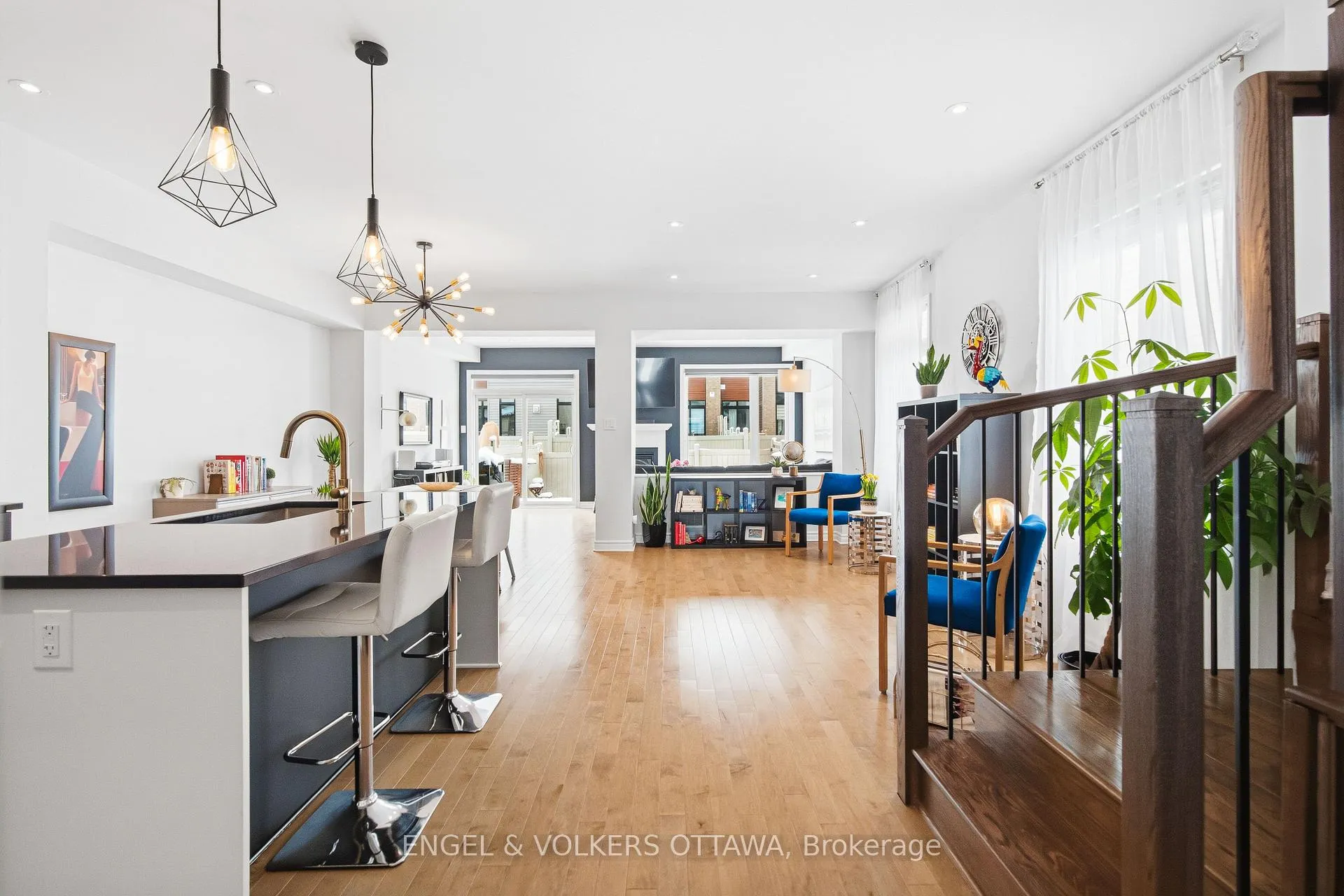 Photo 15 of 719 Twist Way, Ottawa, Kanata - Emerald Meadows/Trailwest — HOMEH