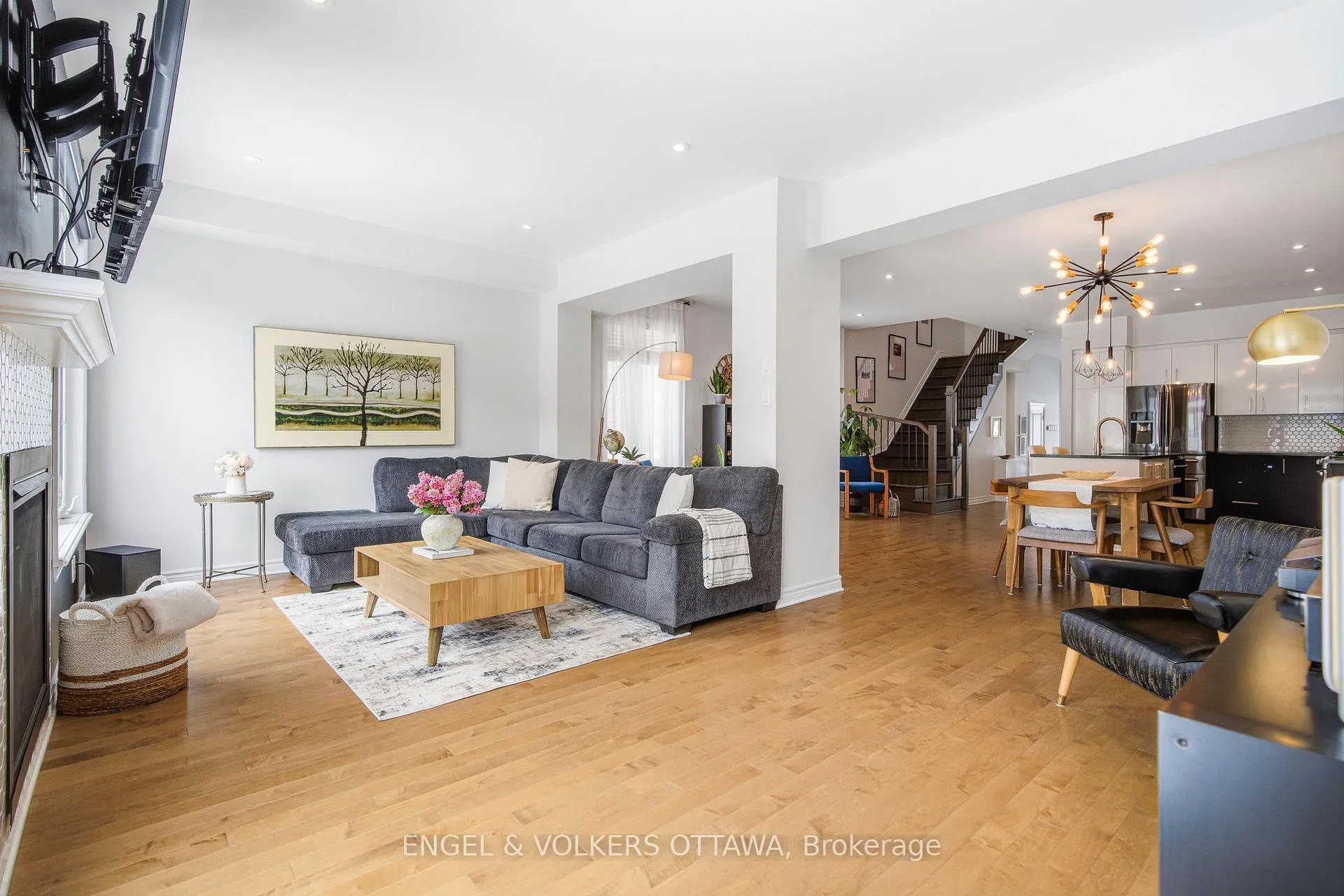Photo 17 of 719 Twist Way, Ottawa, Kanata - Emerald Meadows/Trailwest — HOMEH