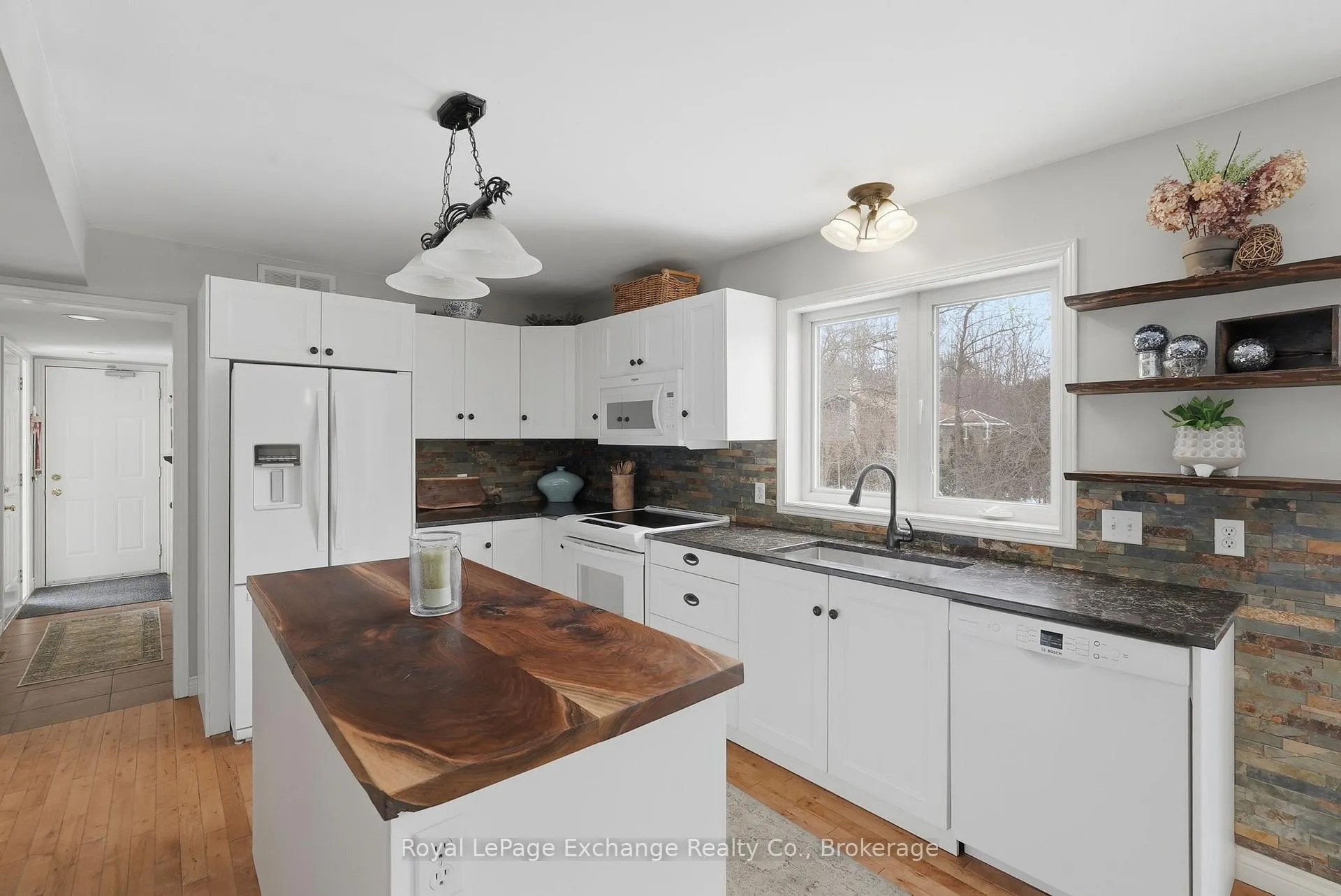 Photo 22 of 7 Craig Drive, Kincardine — HOMEH
