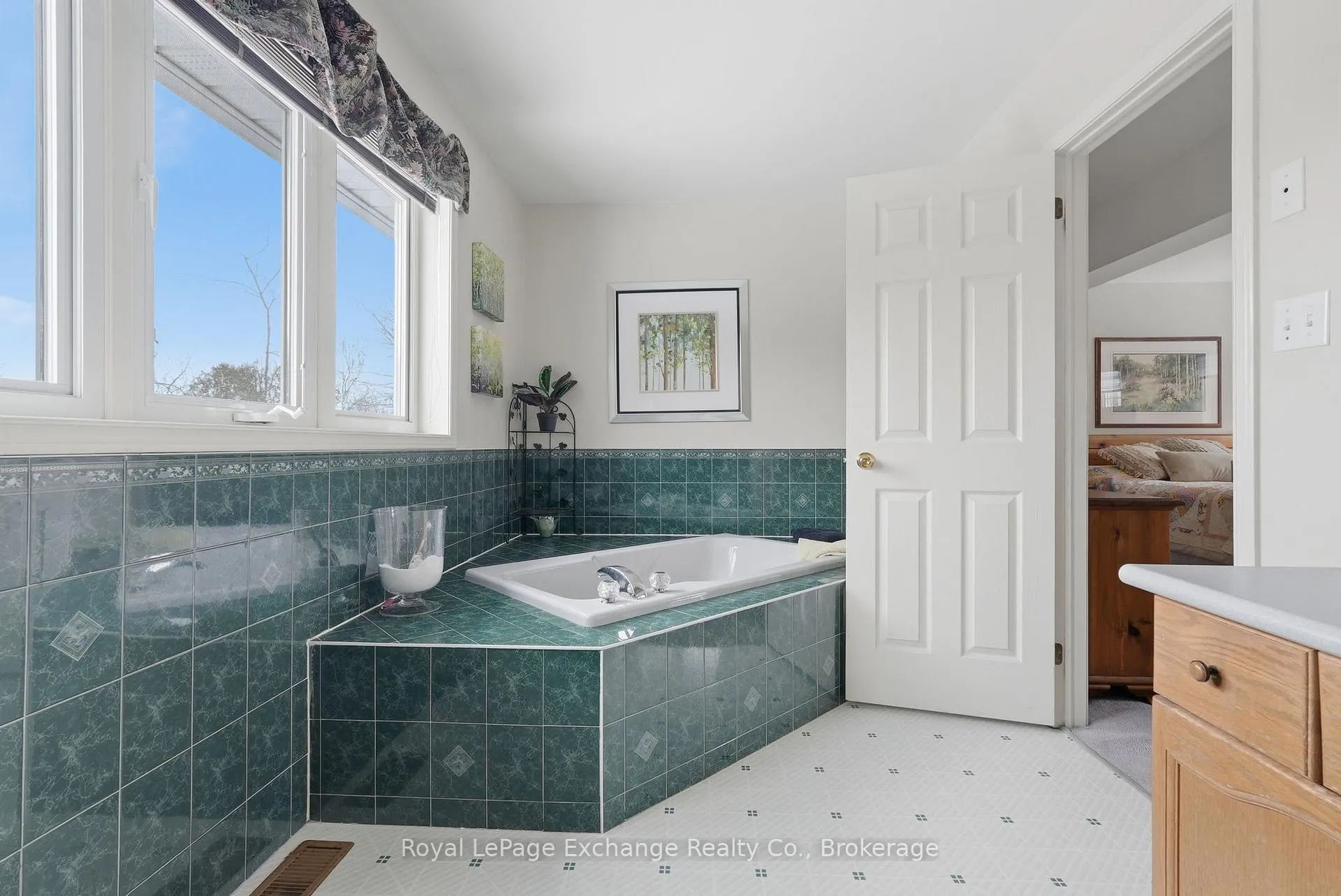 Photo 34 of 7 Craig Drive, Kincardine — HOMEH