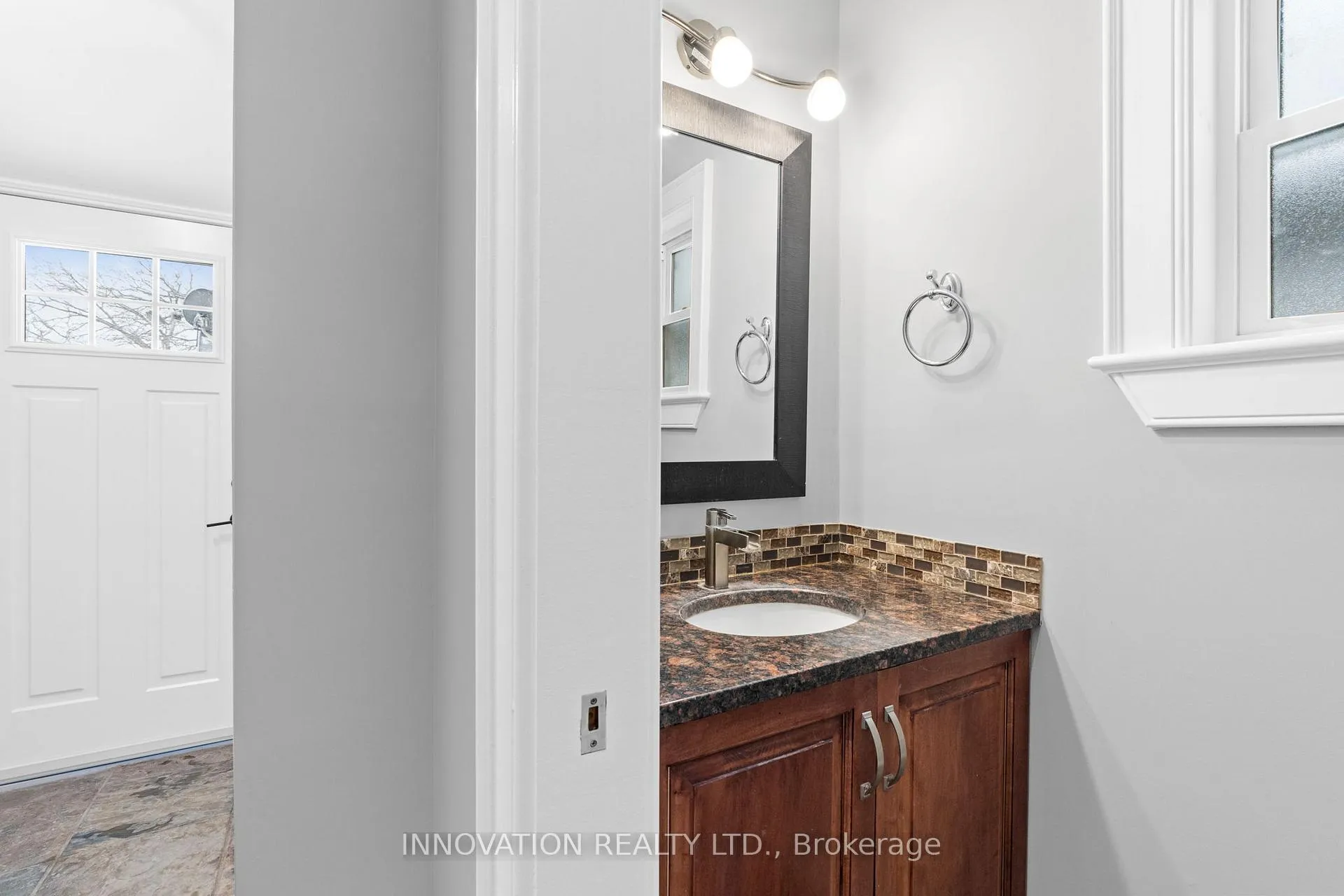Photo 9 of 348 Donald B. Munro Drive, Ottawa, Carp — HOMEH