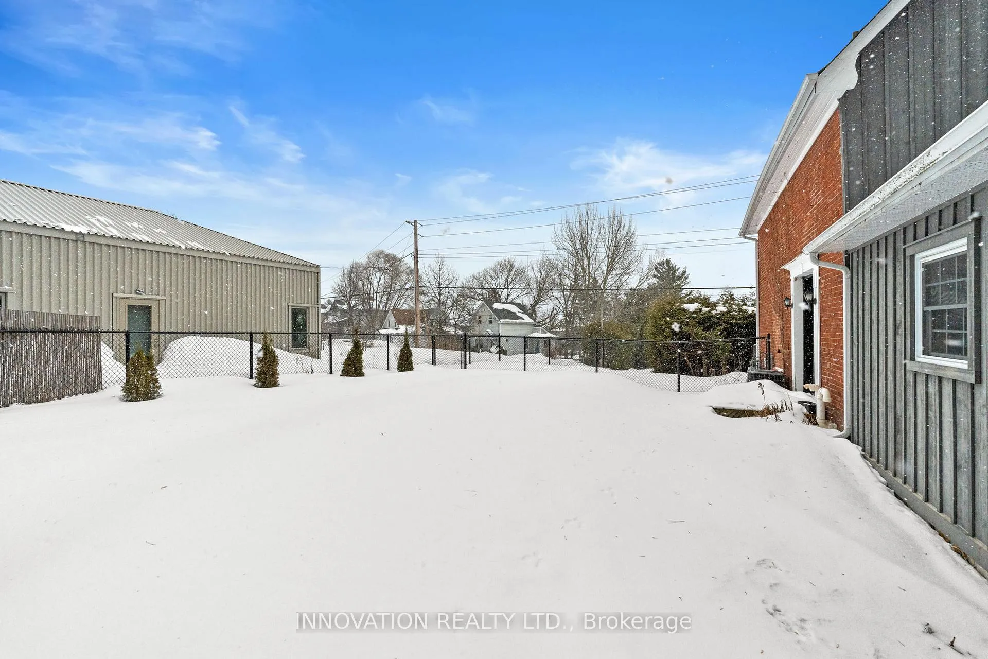 Photo 36 of 348 Donald B. Munro Drive, Ottawa, Carp — HOMEH
