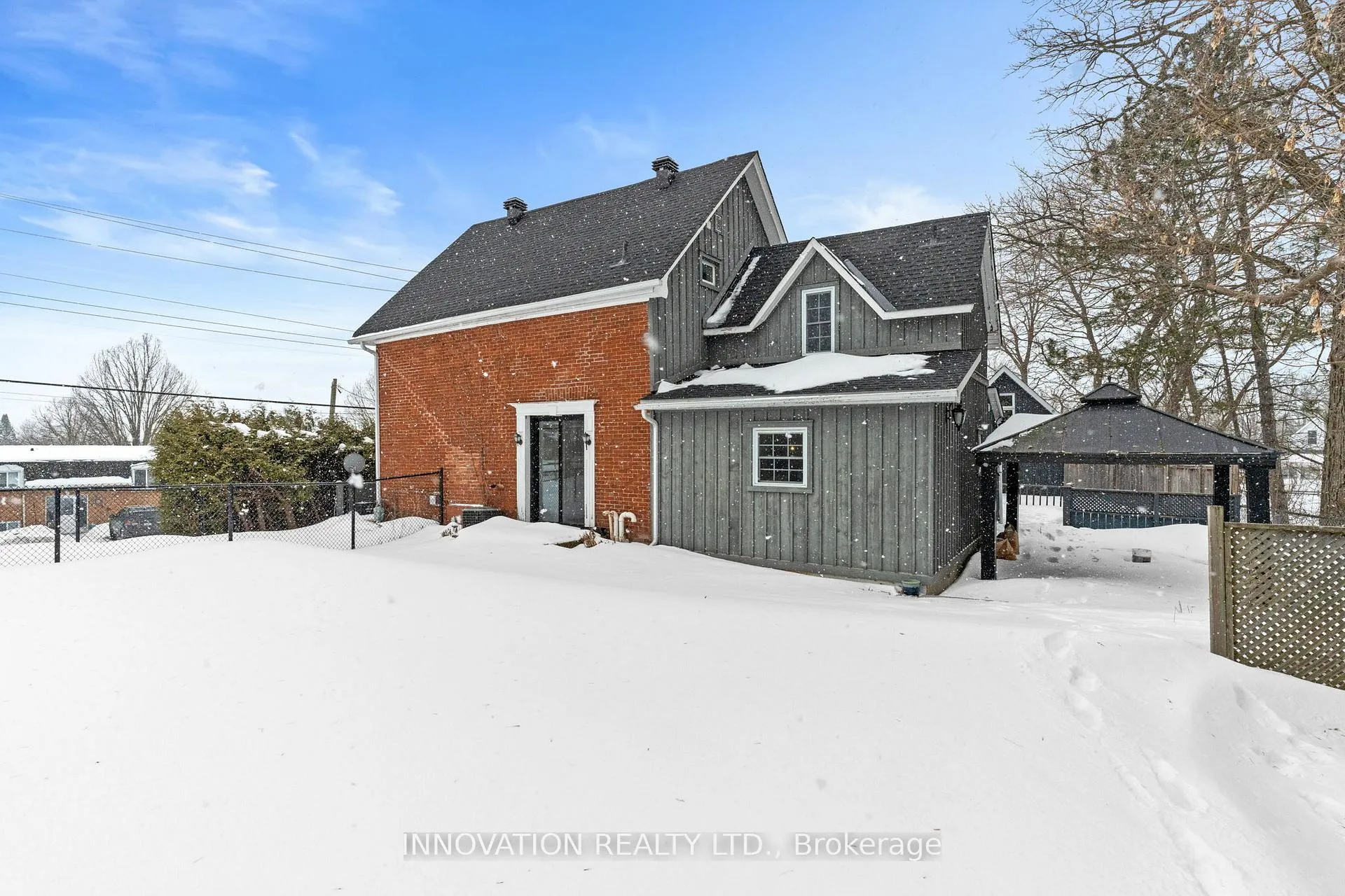 Photo 37 of 348 Donald B. Munro Drive, Ottawa, Carp — HOMEH