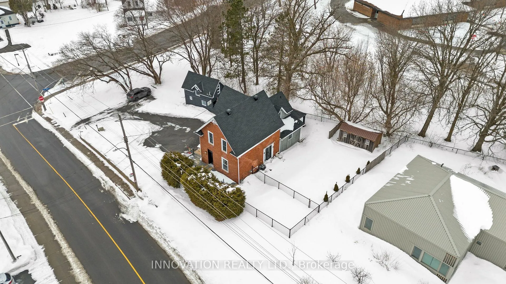 Photo 41 of 348 Donald B. Munro Drive, Ottawa, Carp — HOMEH