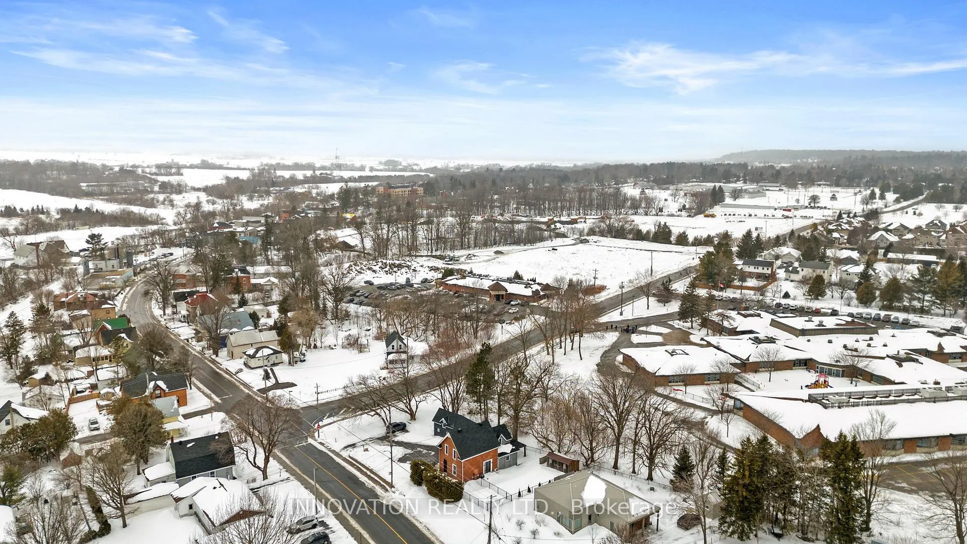 Photo 42 of 348 Donald B. Munro Drive, Ottawa, Carp — HOMEH