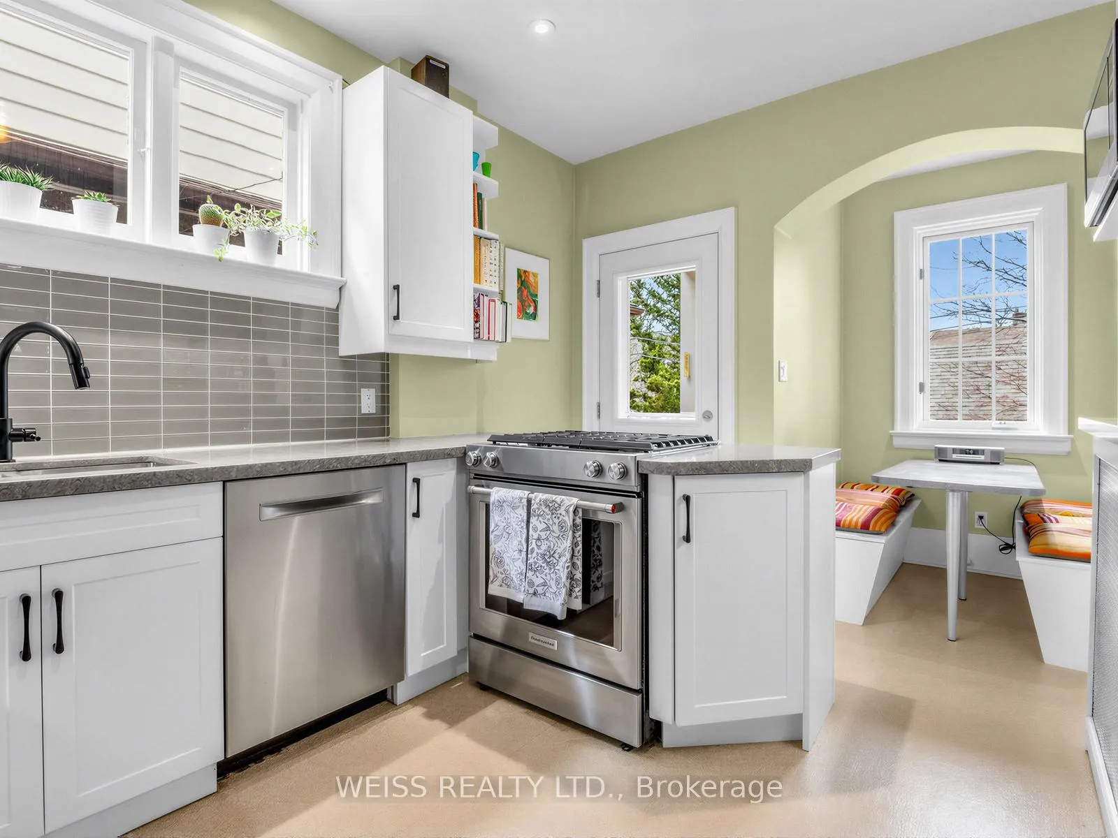 Photo 15 of 42 Crang Avenue, Toronto, Oakwood Village — HOMEH